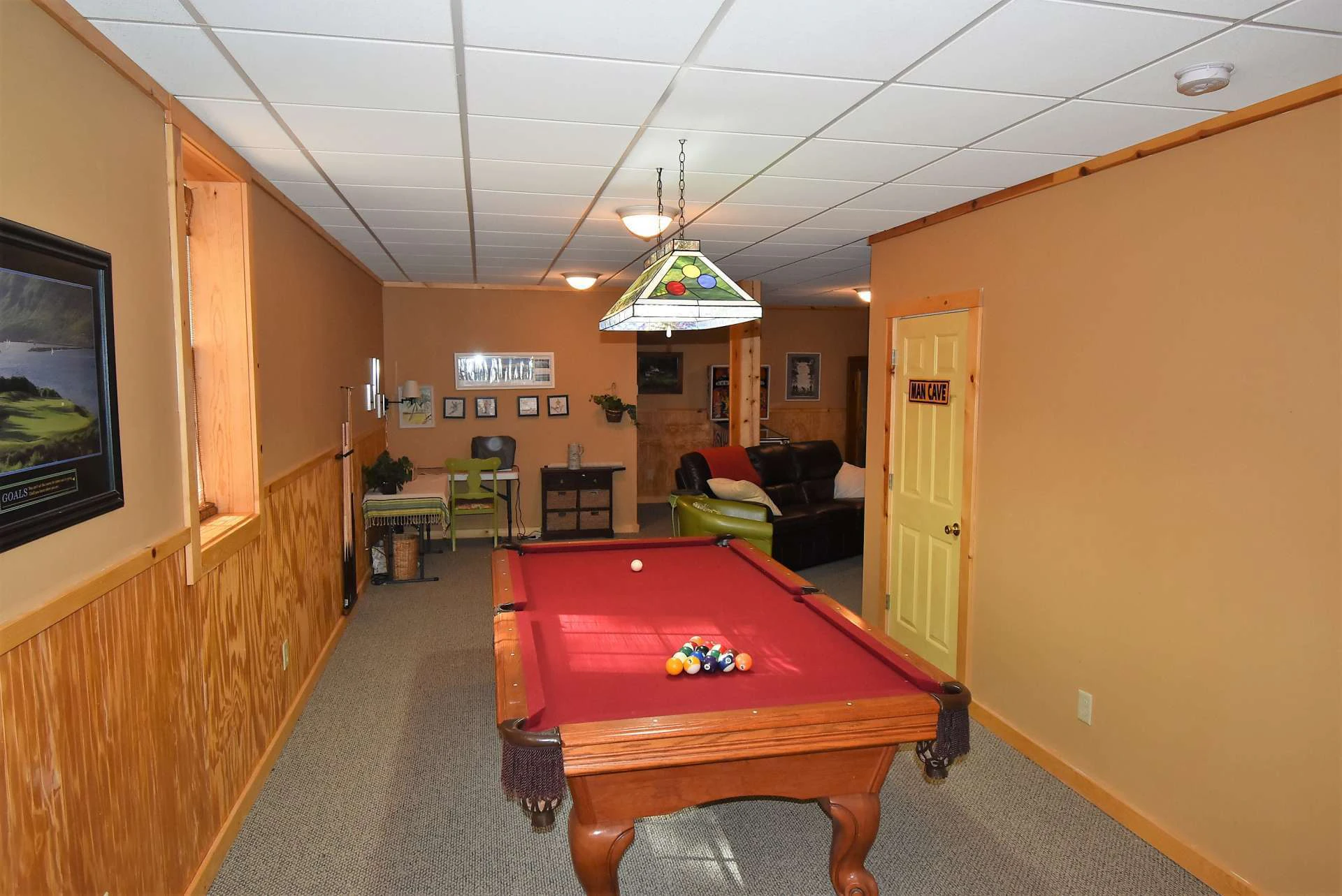 Image number 2 for the current listing