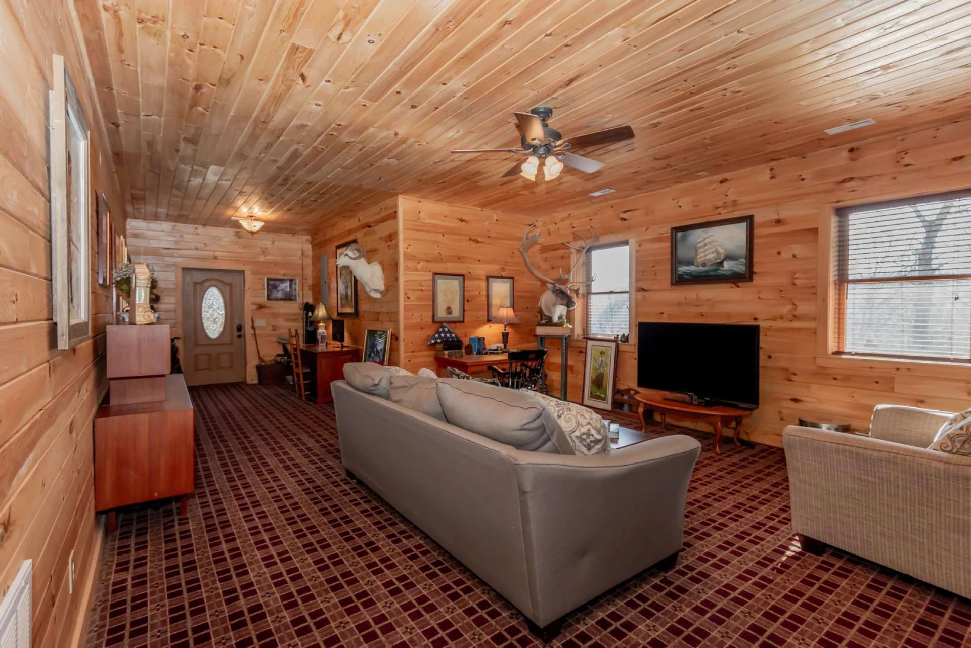 Image number 9 for the current listing