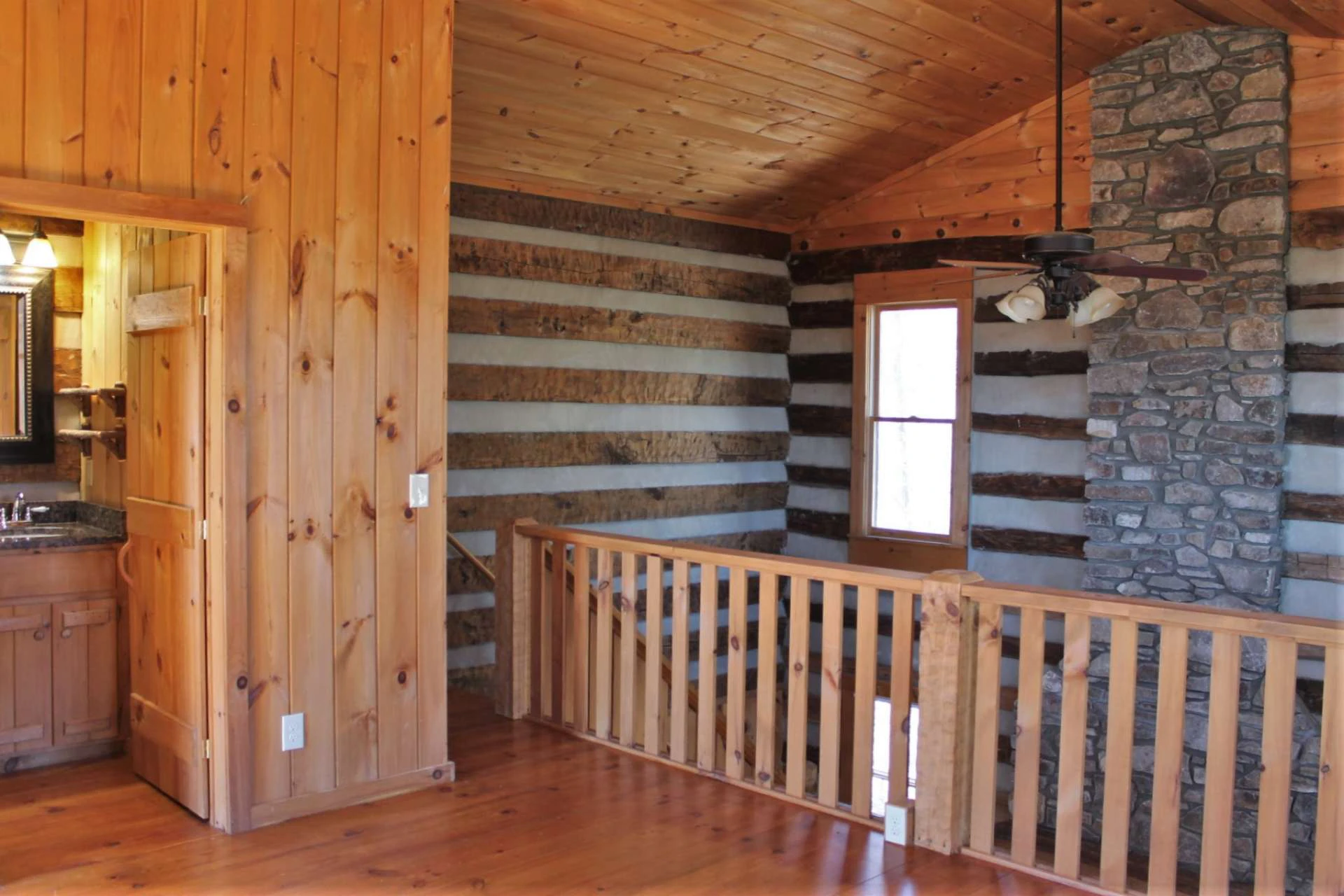 Image number 11 for the current listing