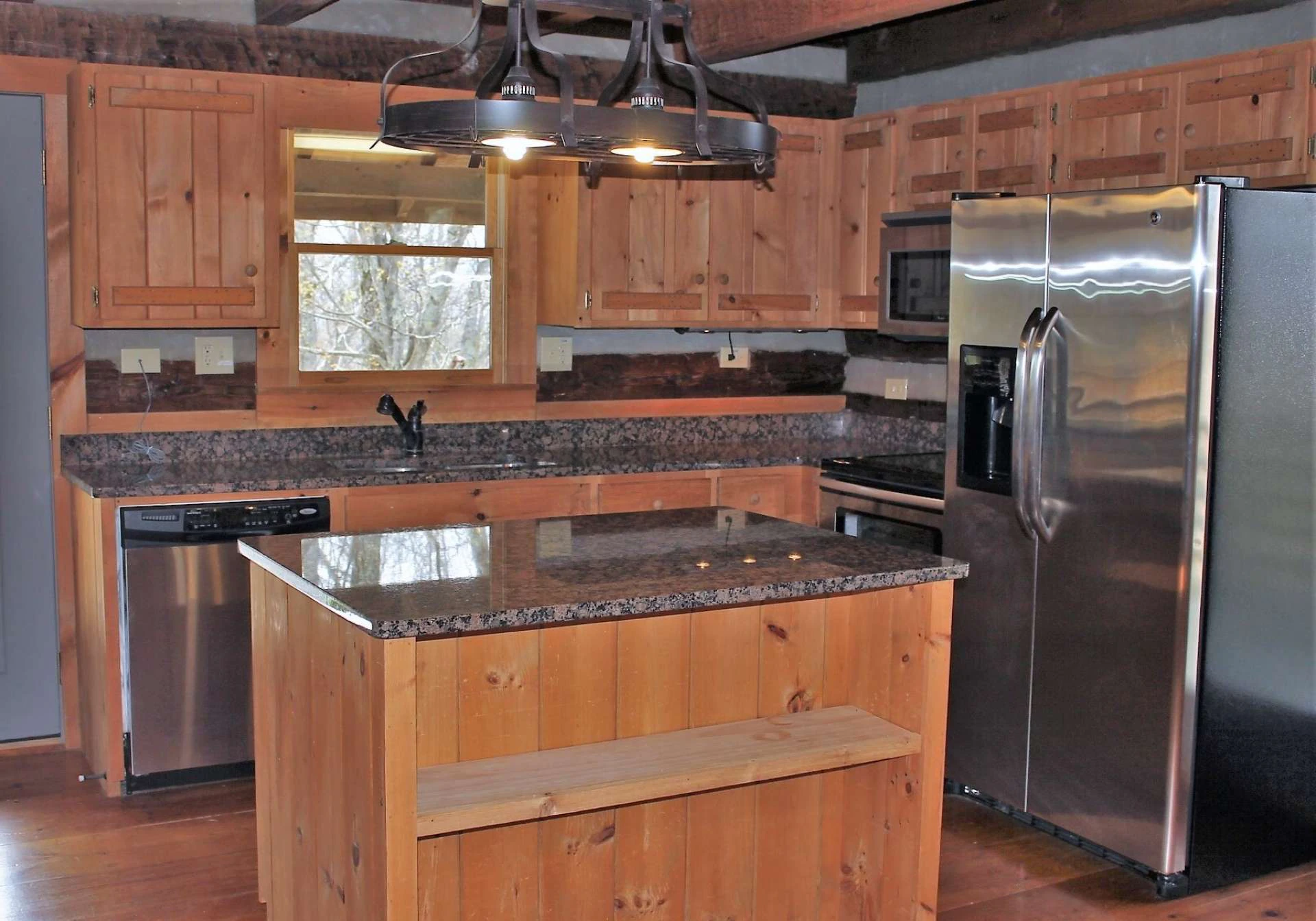 Image number 18 for the current listing