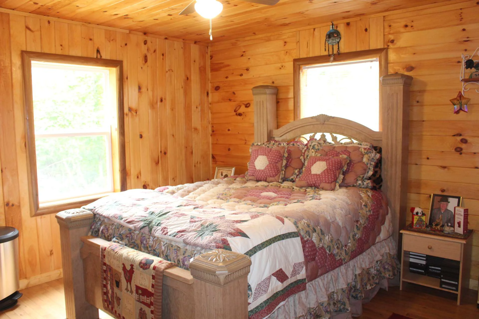 Image number 11 for the current listing