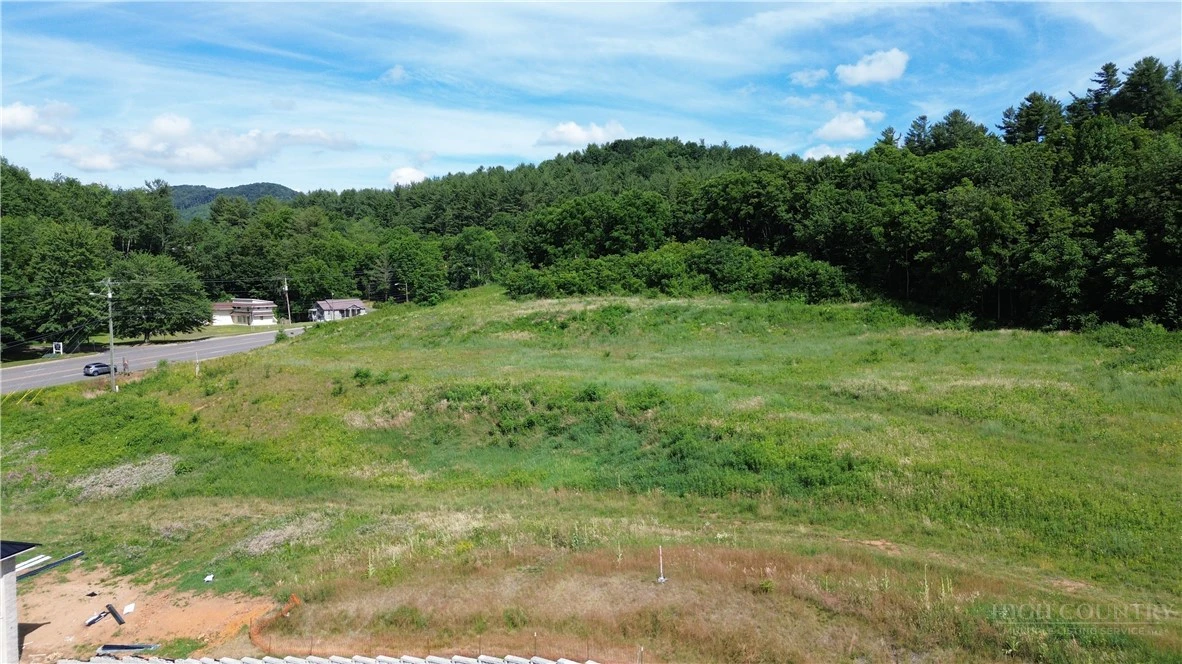 Image number 2 for the current listing