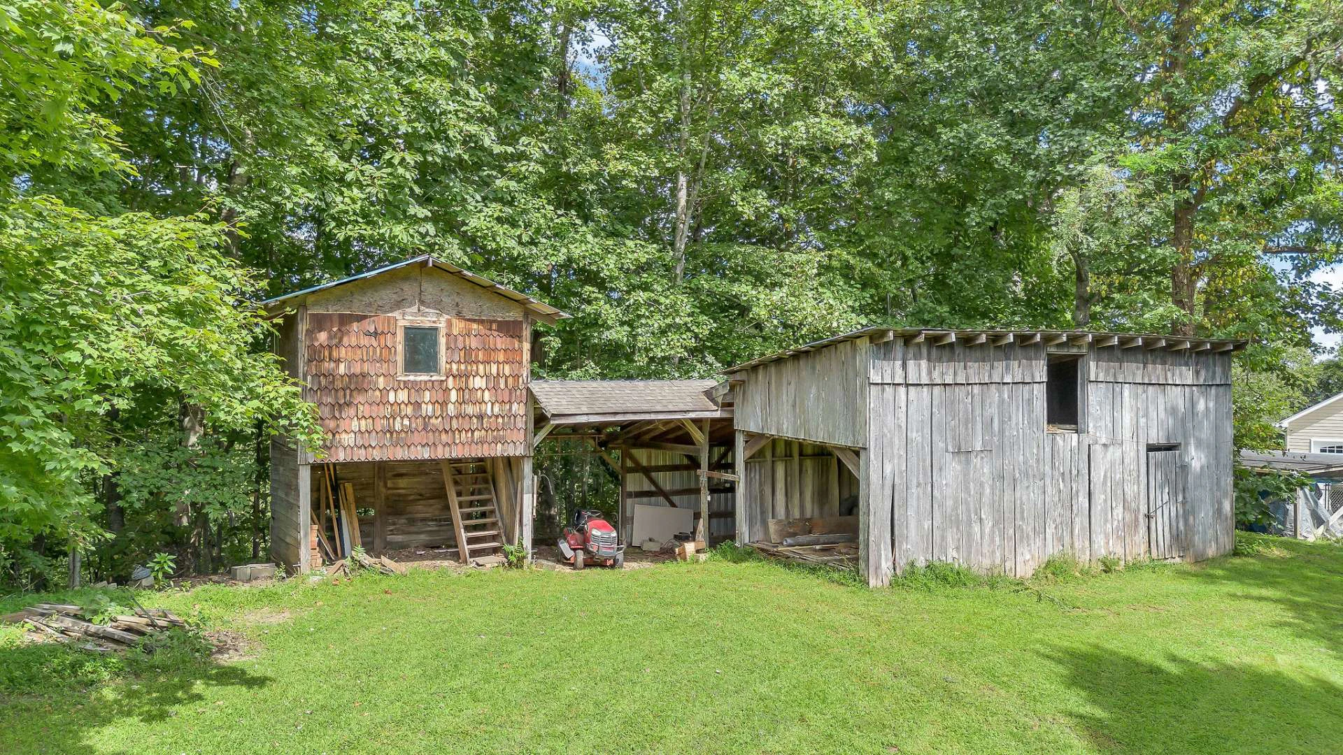 Image number 2 for the current listing