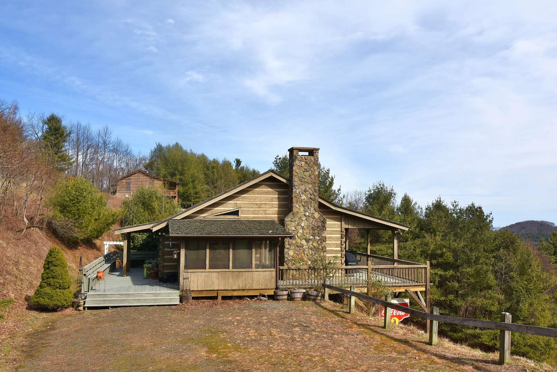 Image number 3 for the current listing