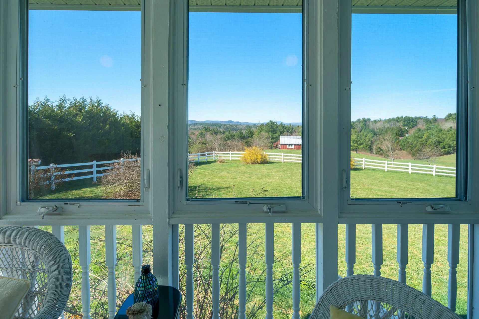 Image number 5 for the current listing