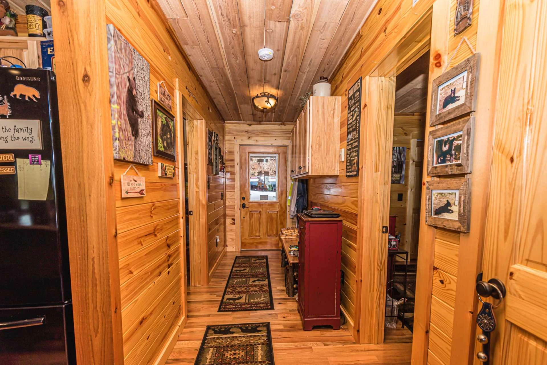 Image number 13 for the current listing