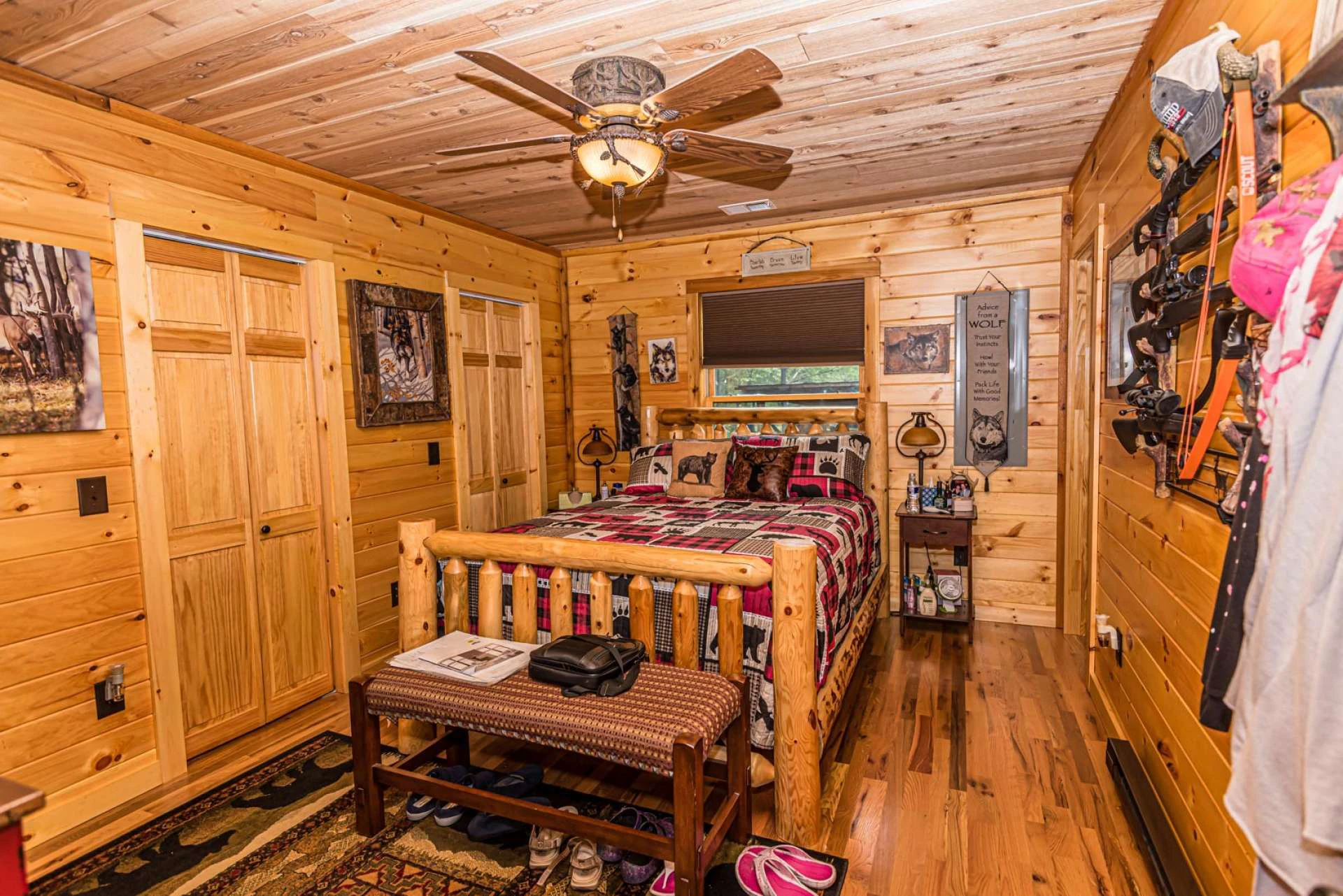 Image number 12 for the current listing