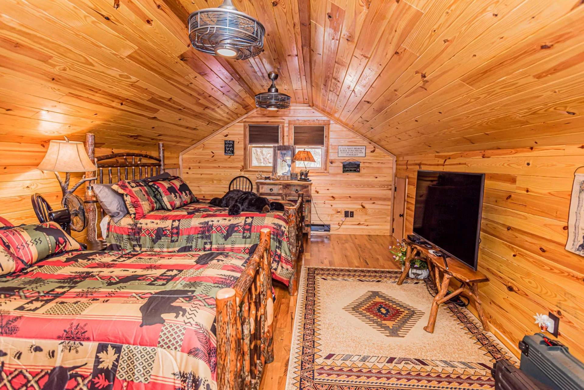 Image number 9 for the current listing