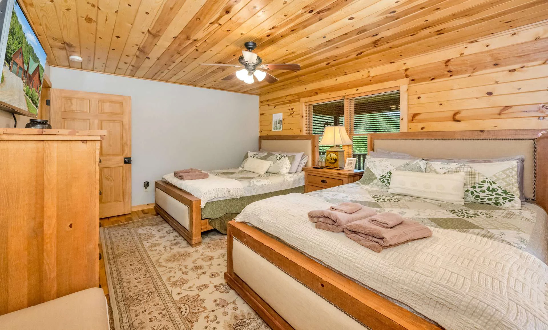 Image number 7 for the current listing