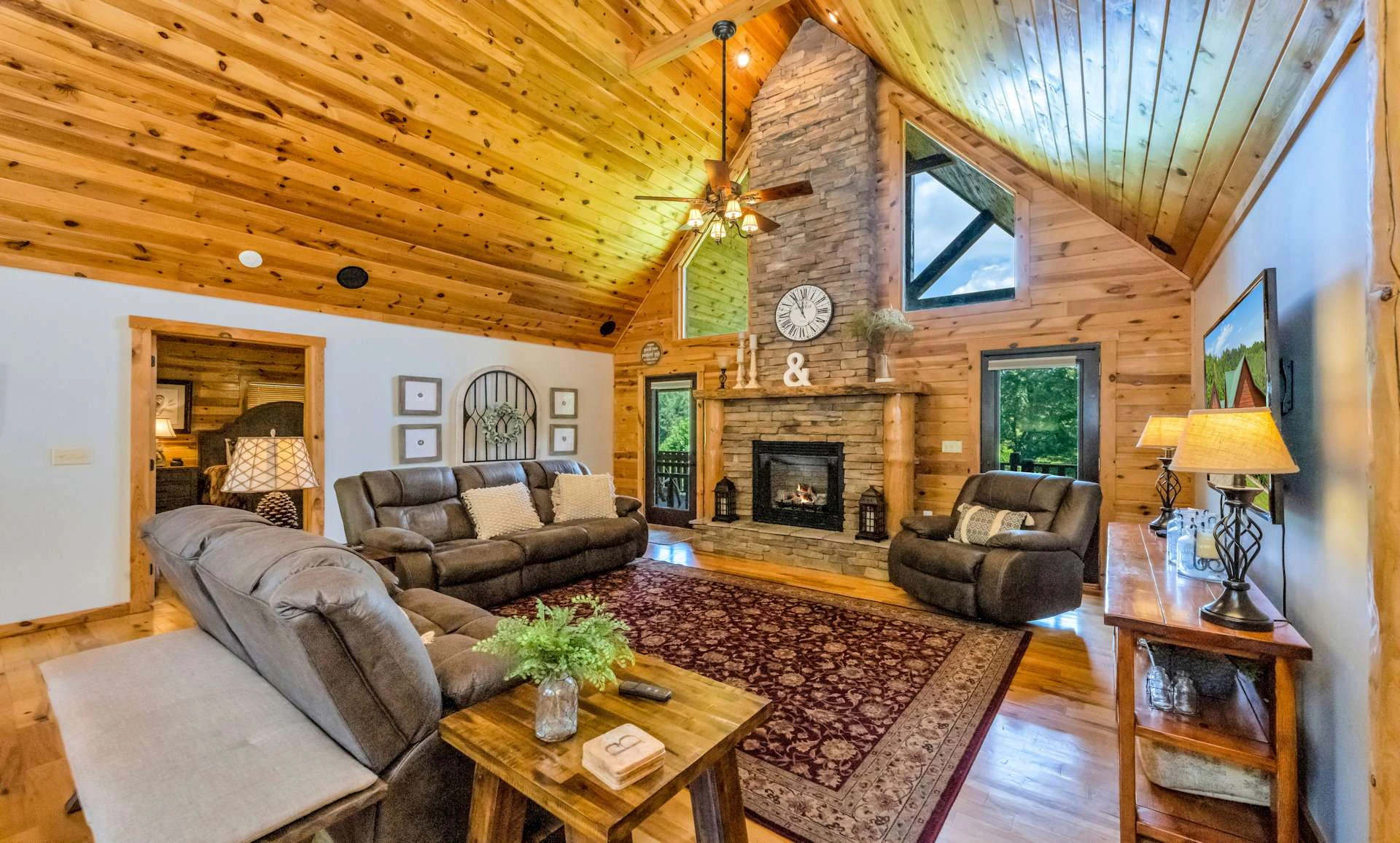 Image number 5 for the current listing