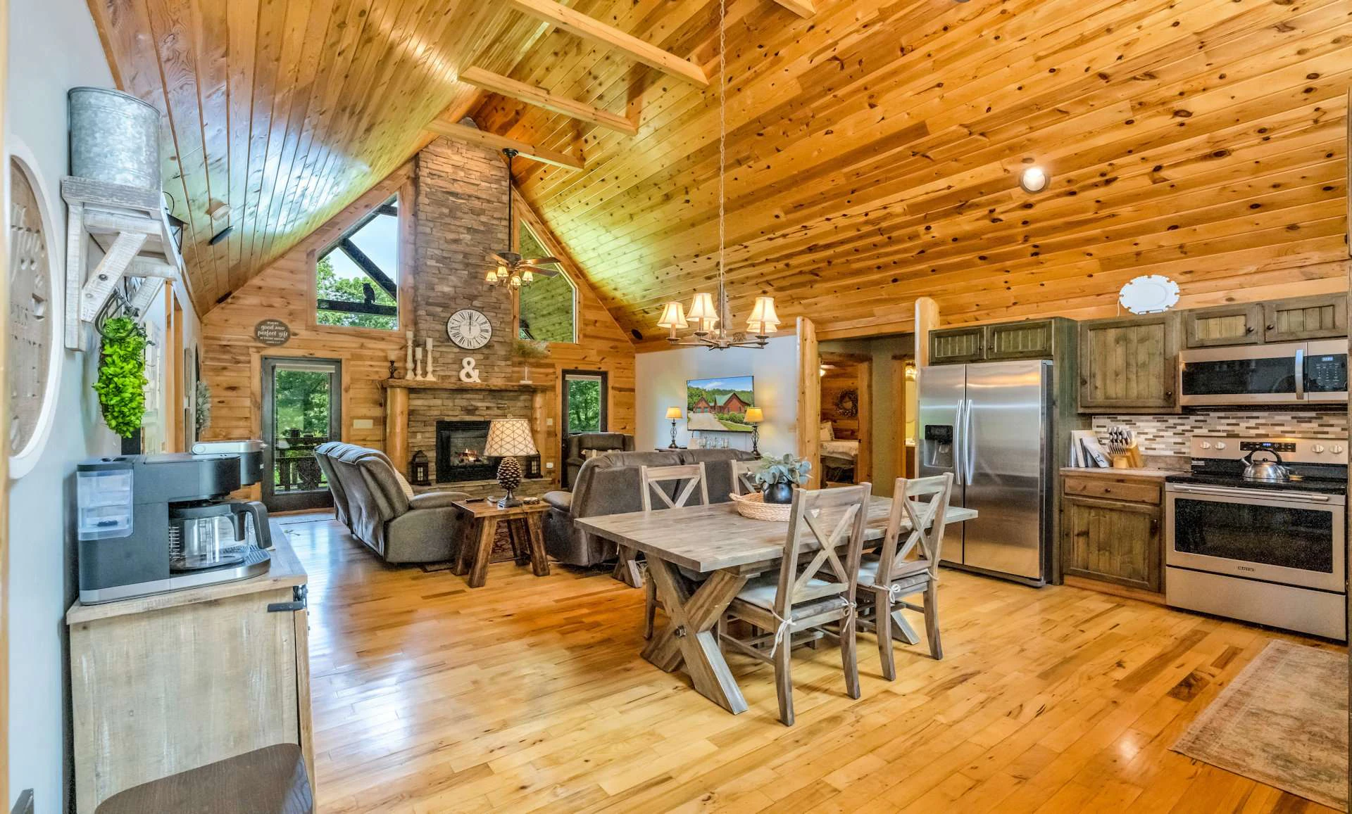 Image number 6 for the current listing
