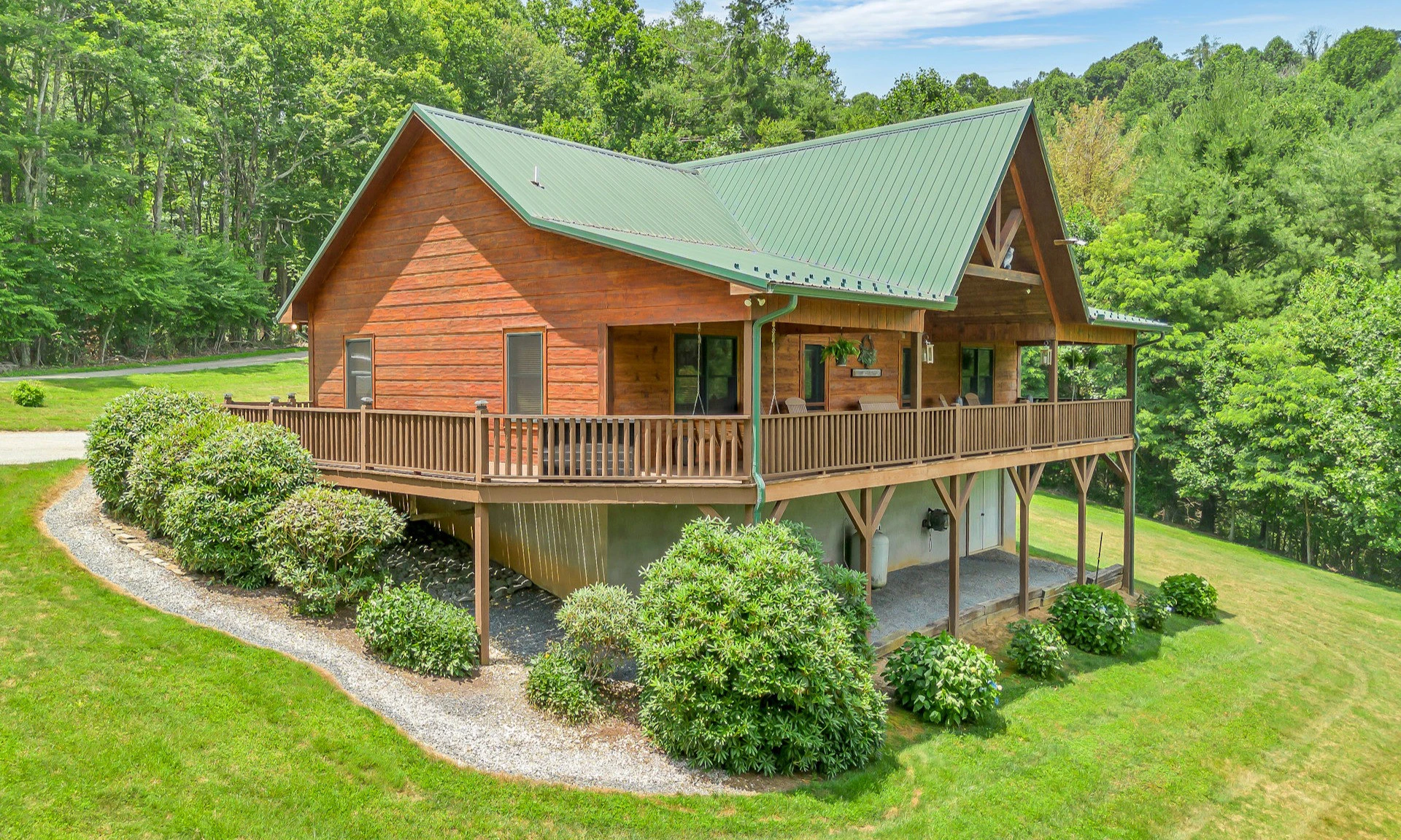 Image number 1 for the current listing