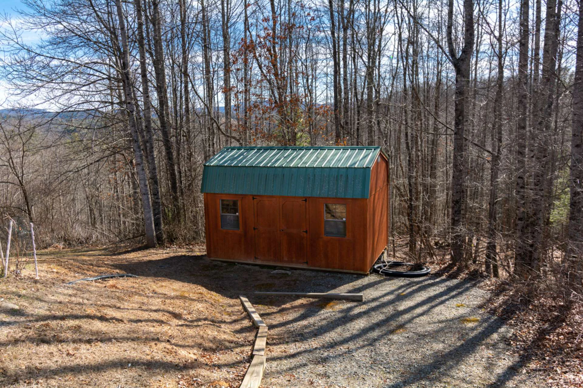 Image number 16 for the current listing