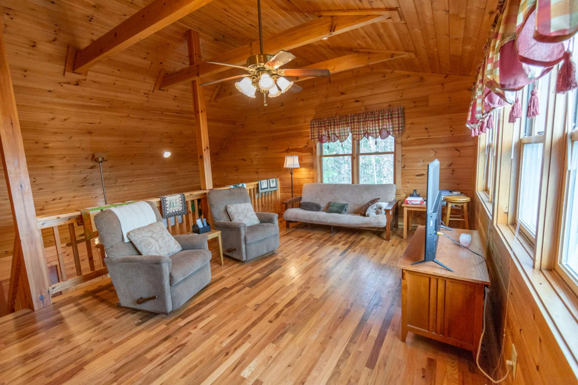 Image number 7 for the current listing