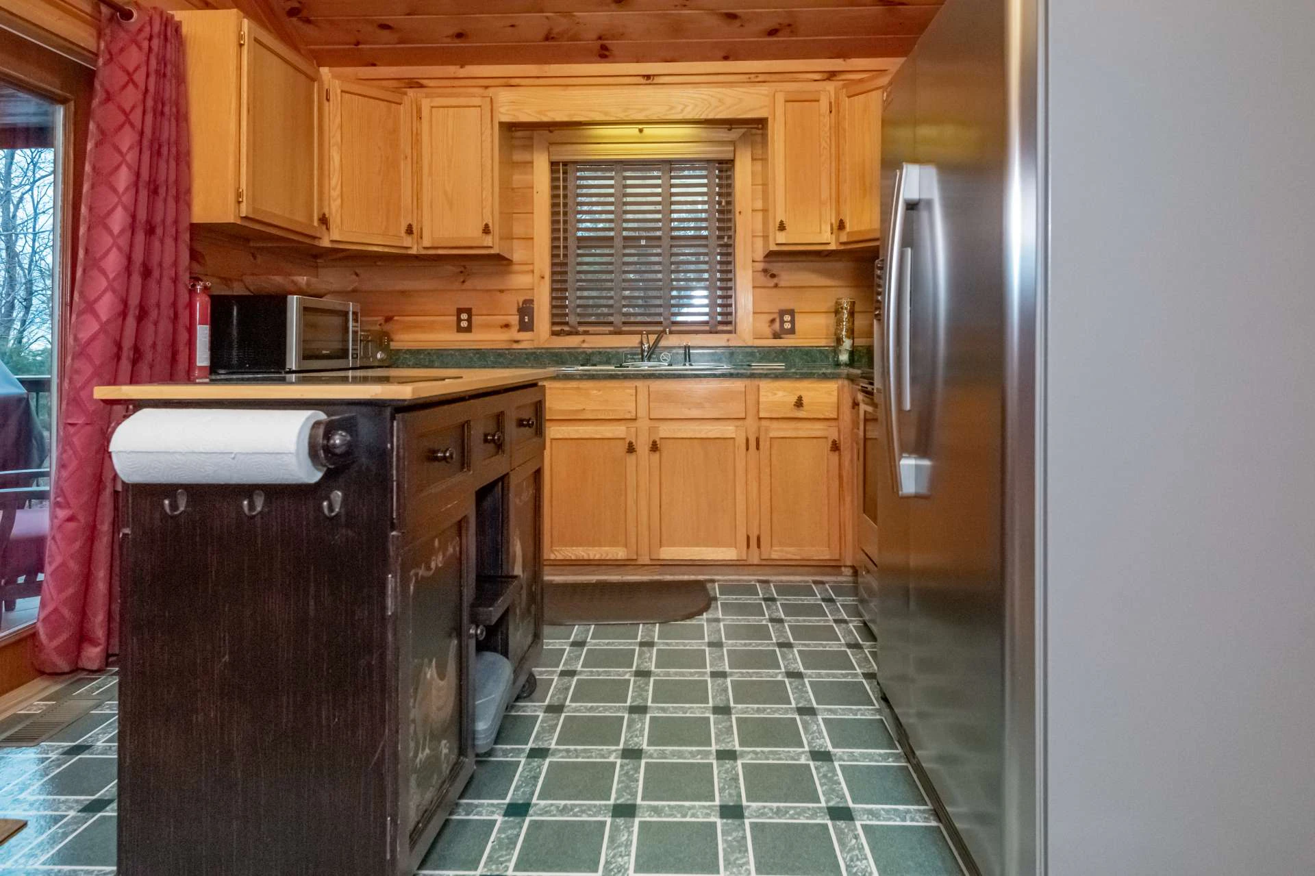 Image number 11 for the current listing
