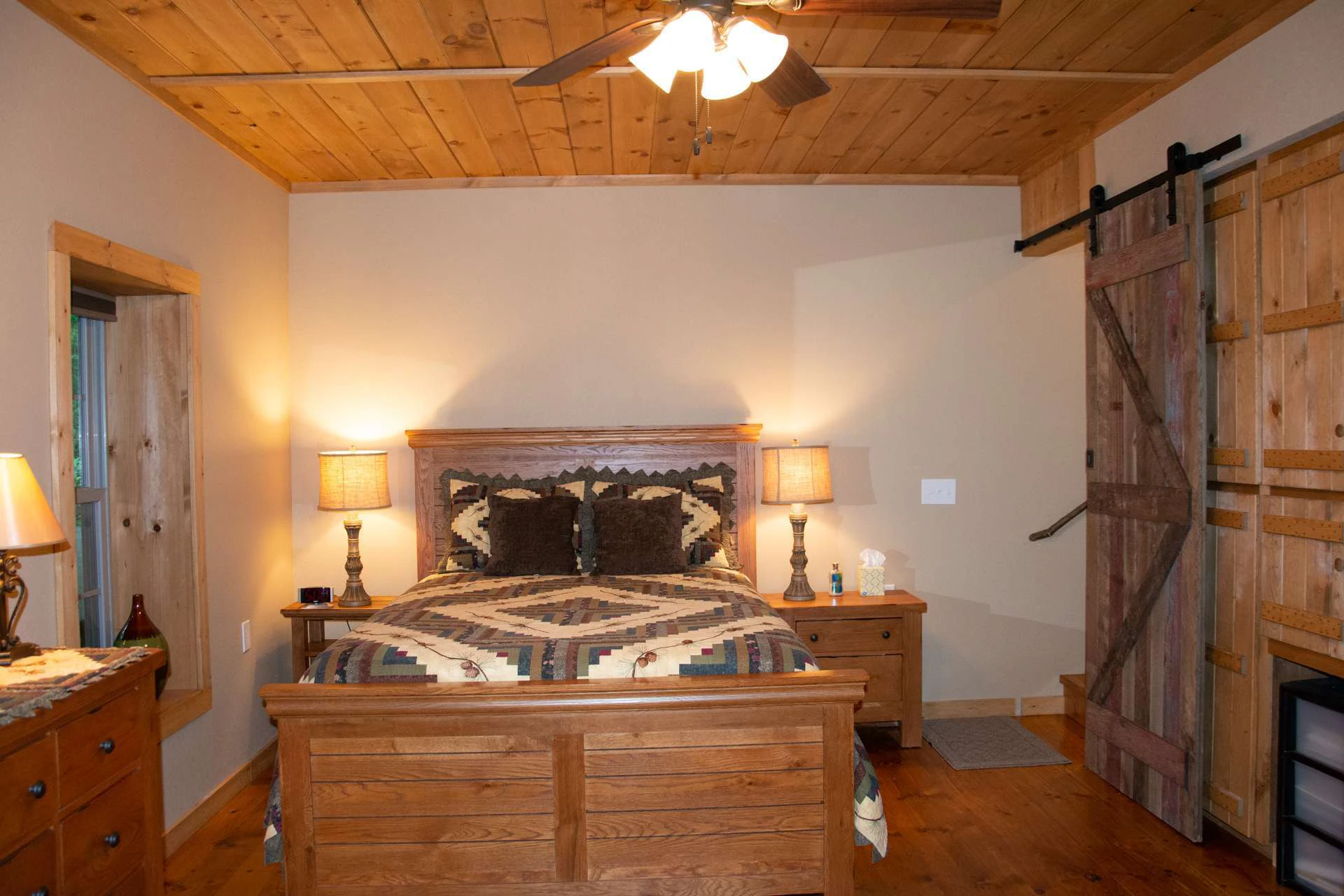 Image number 12 for the current listing