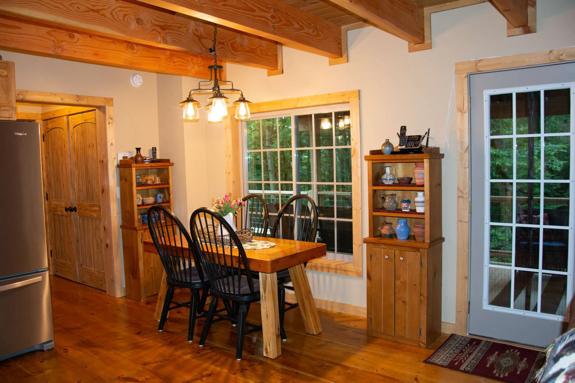 Image number 17 for the current listing