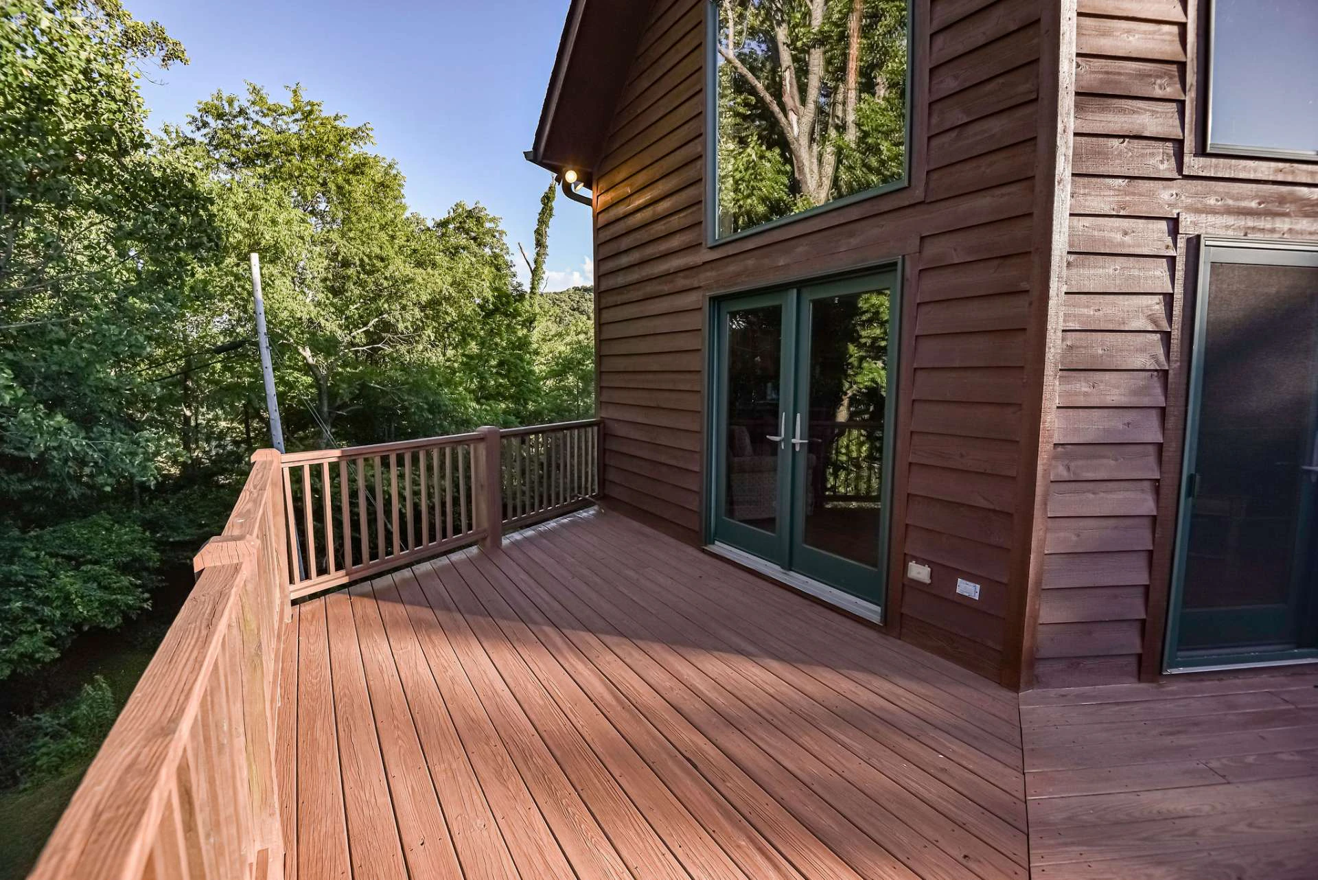 Image number 5 for the current listing