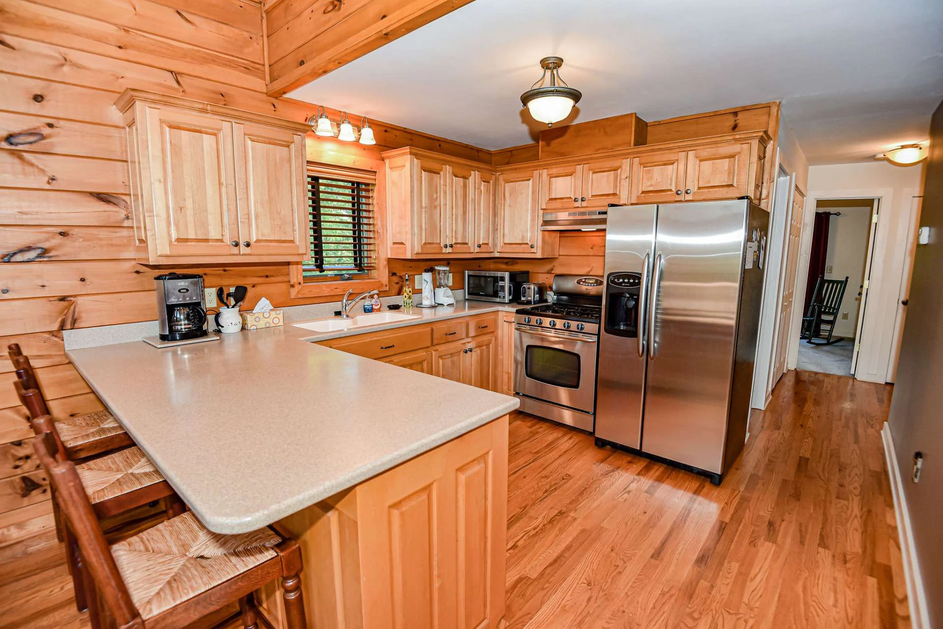 Image number 2 for the current listing