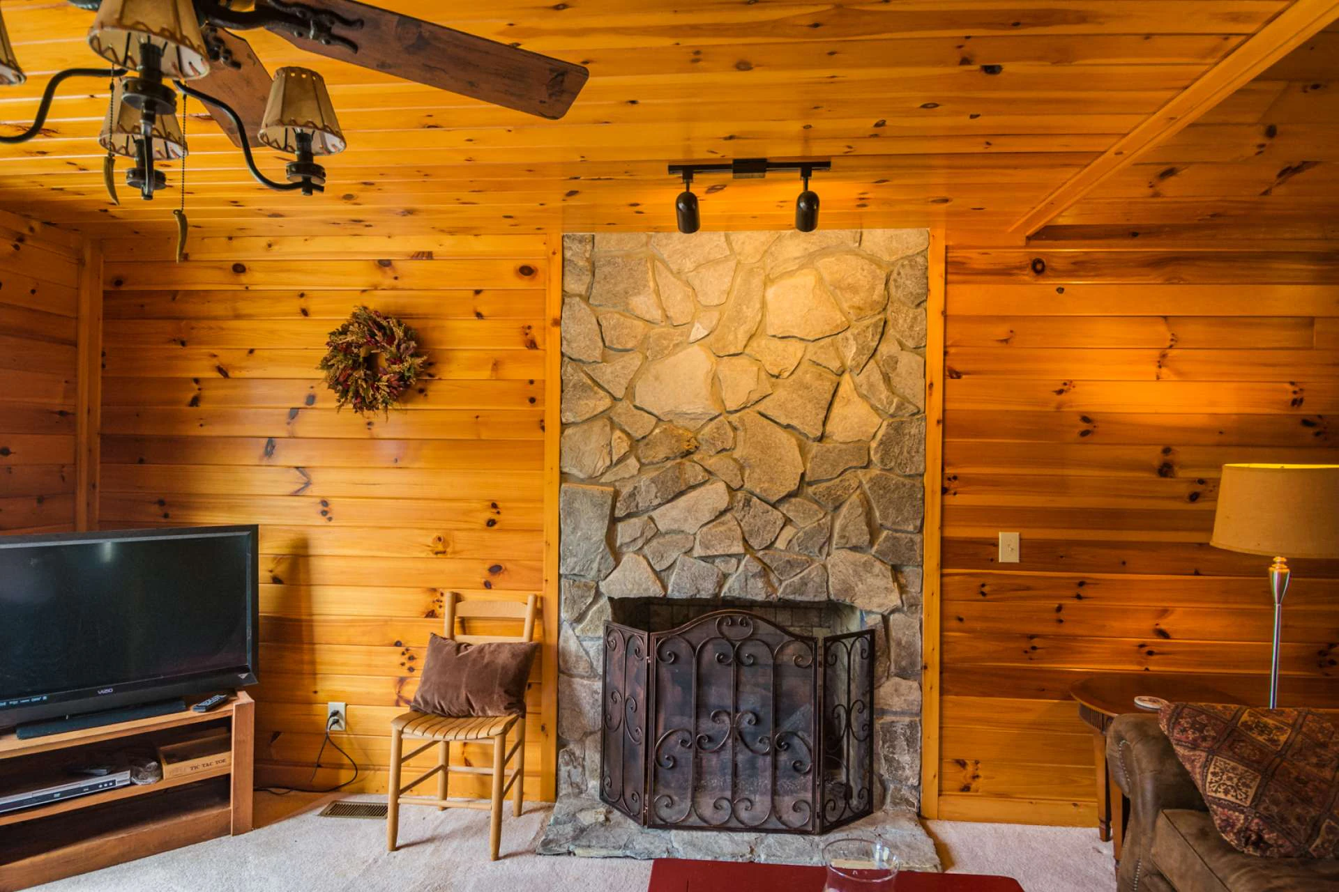 Image number 12 for the current listing