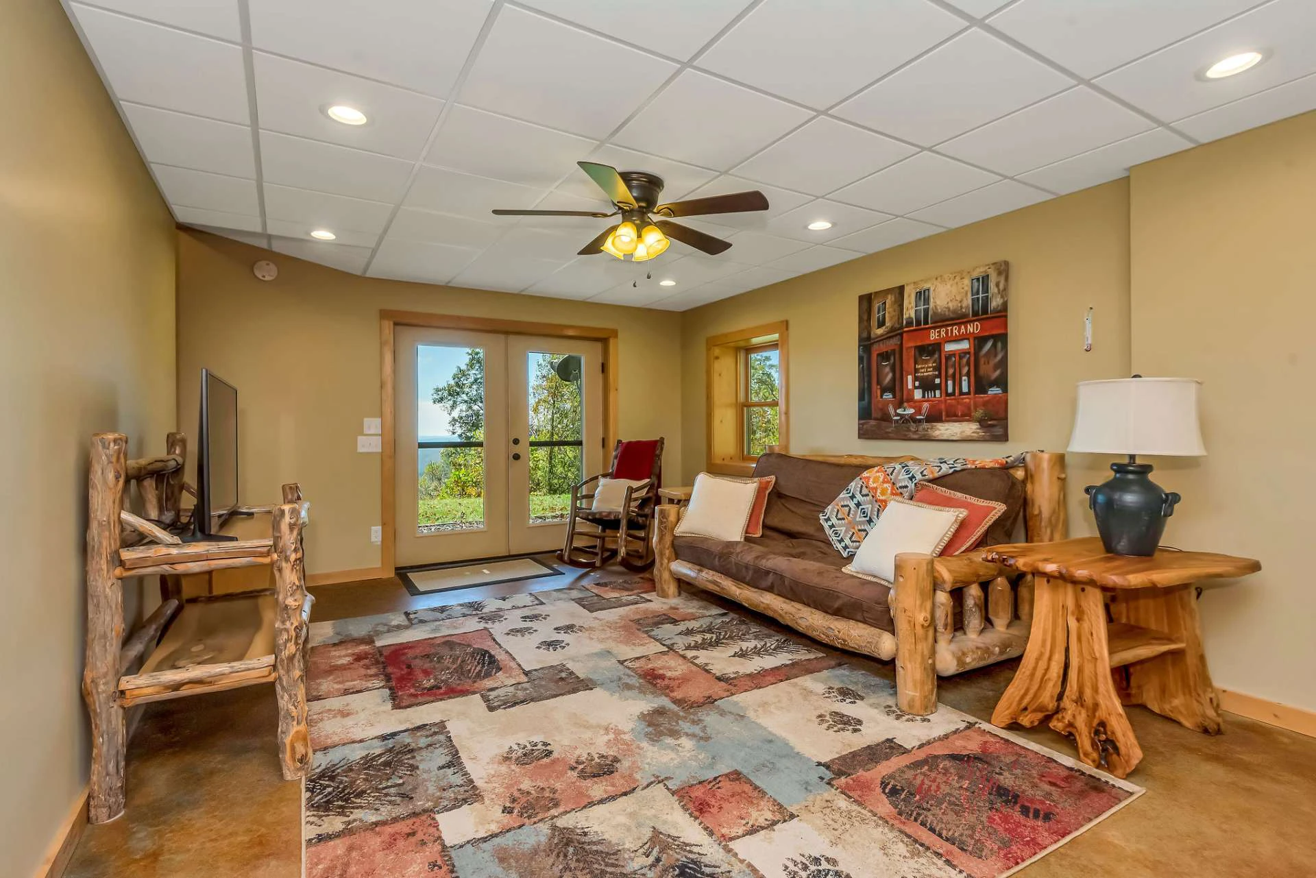 Image number 13 for the current listing