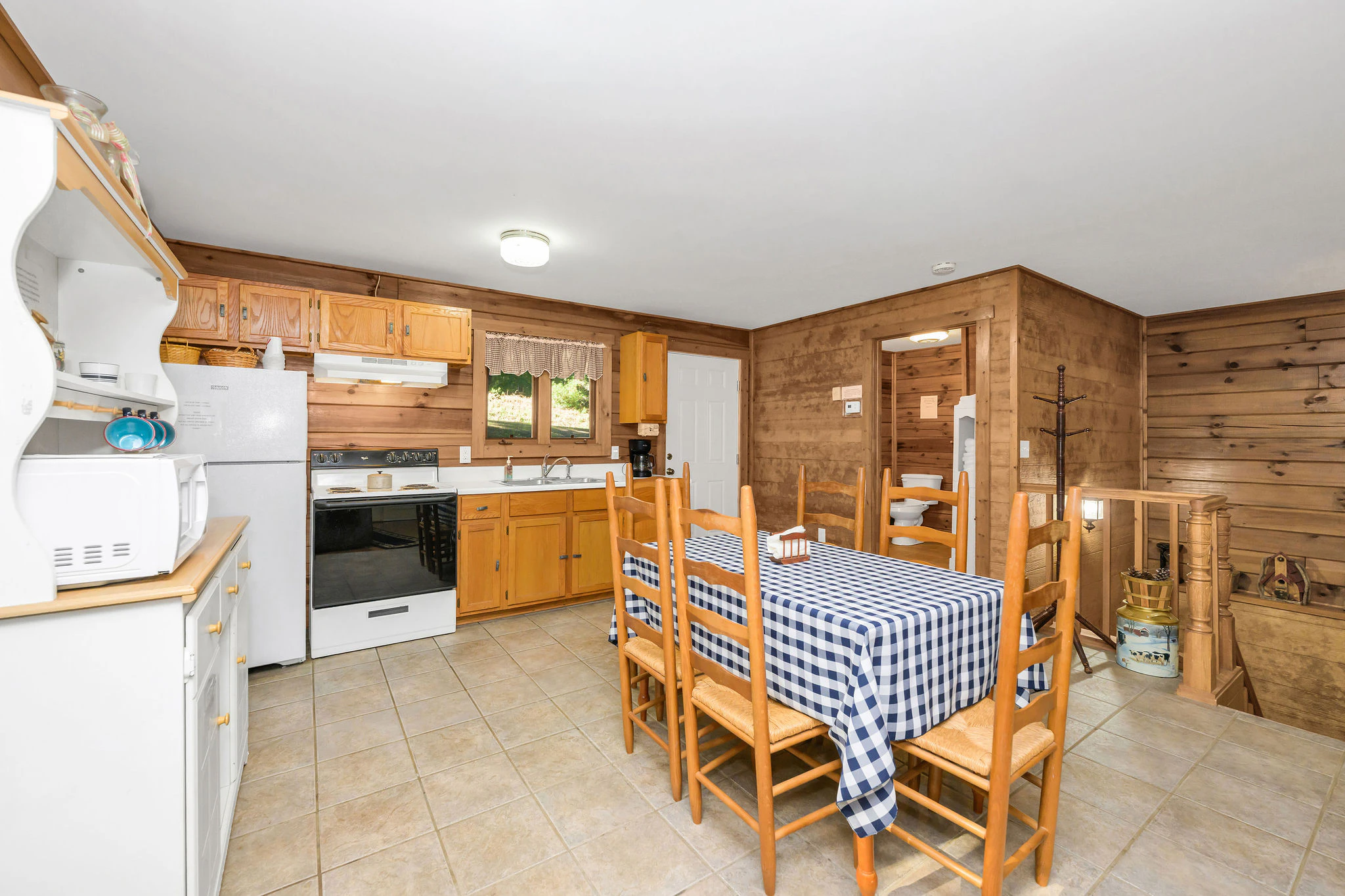 Image number 10 for the current listing