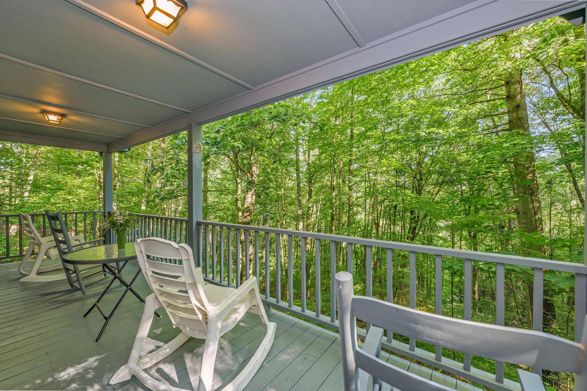 Image number 15 for the current listing