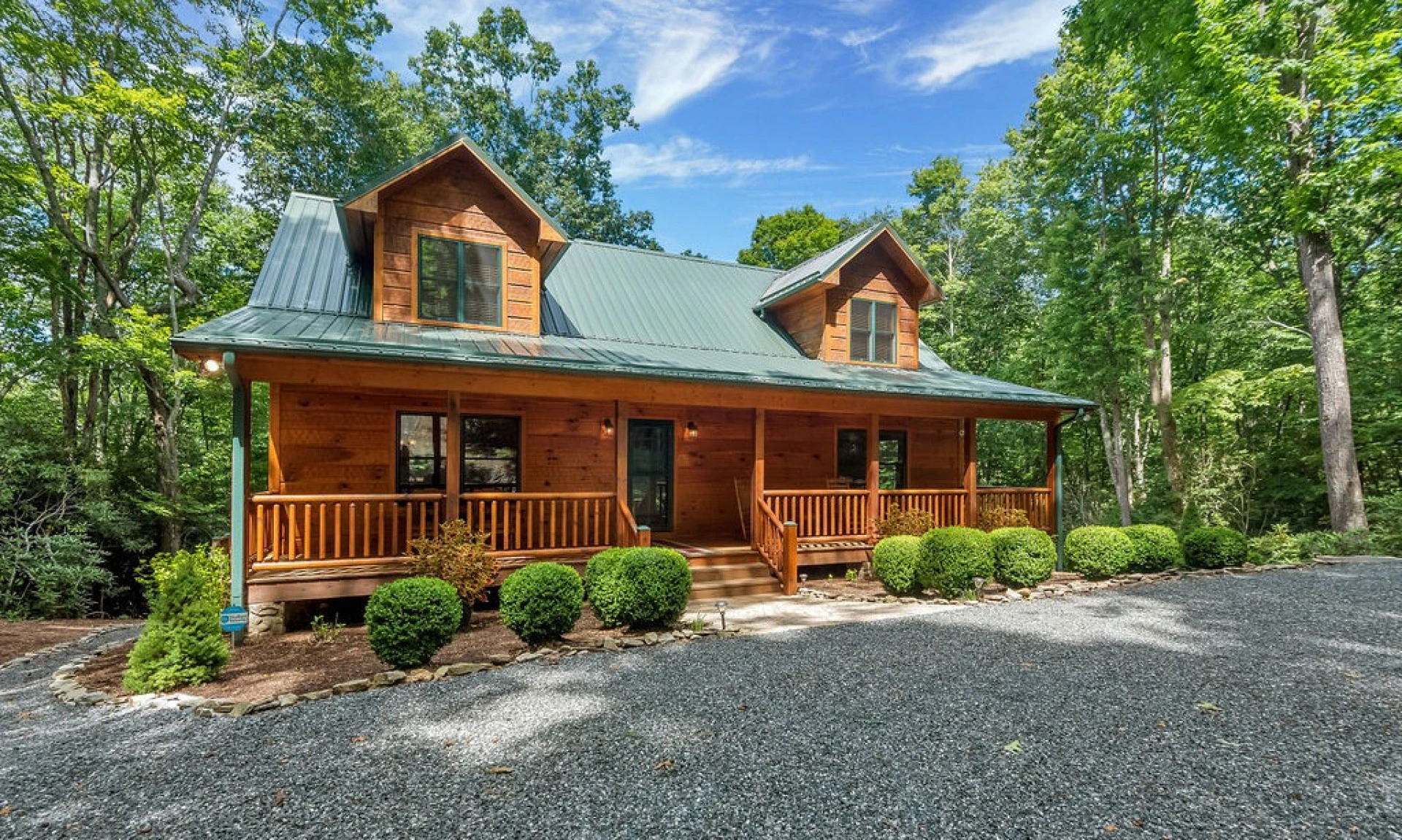 Image number 1 for the current listing