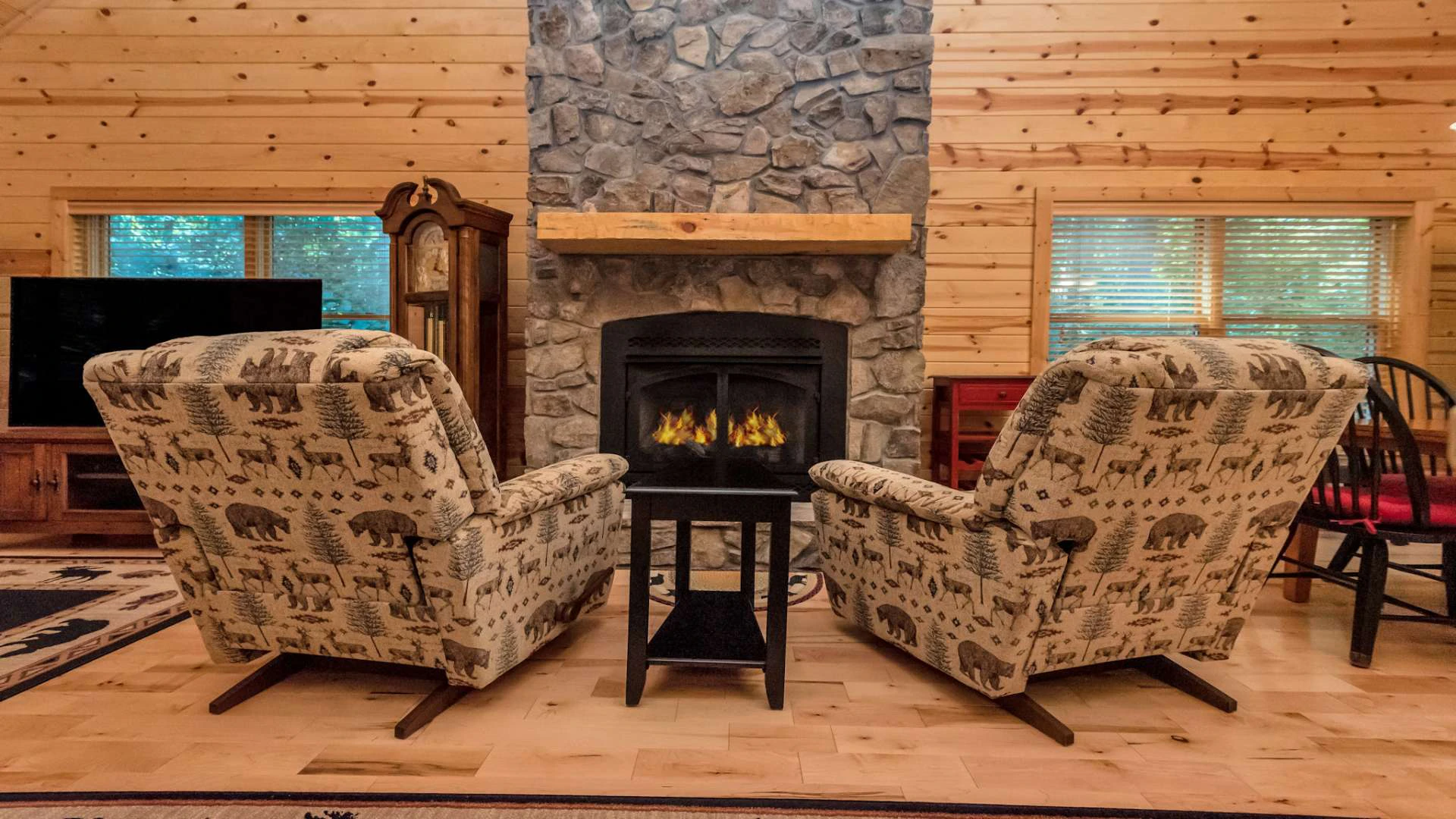 Image number 3 for the current listing