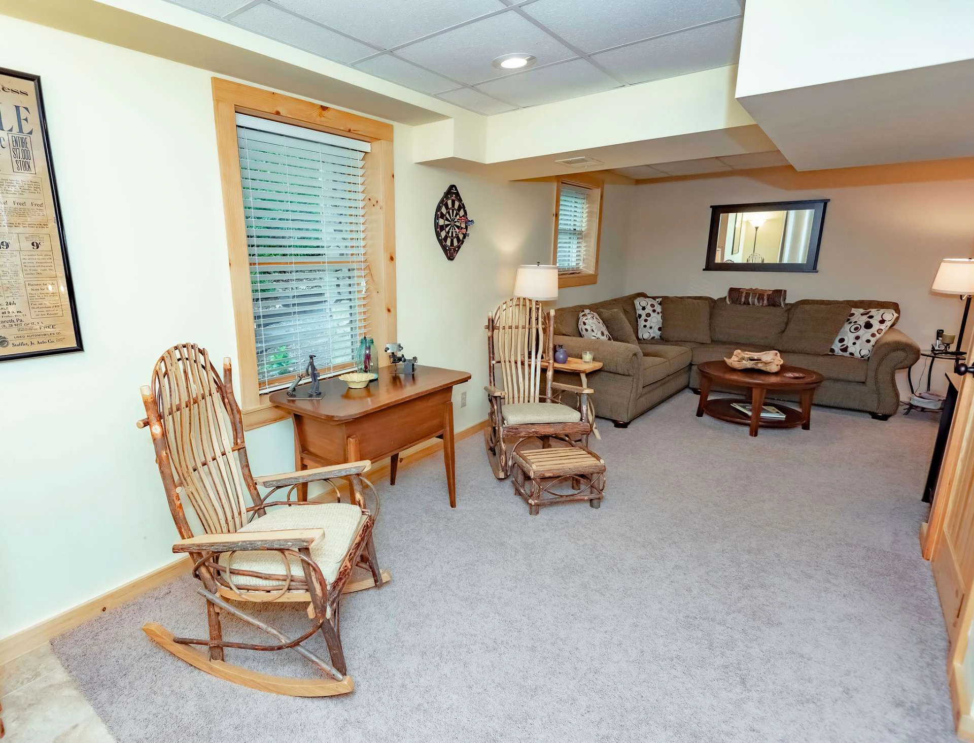 Image number 12 for the current listing