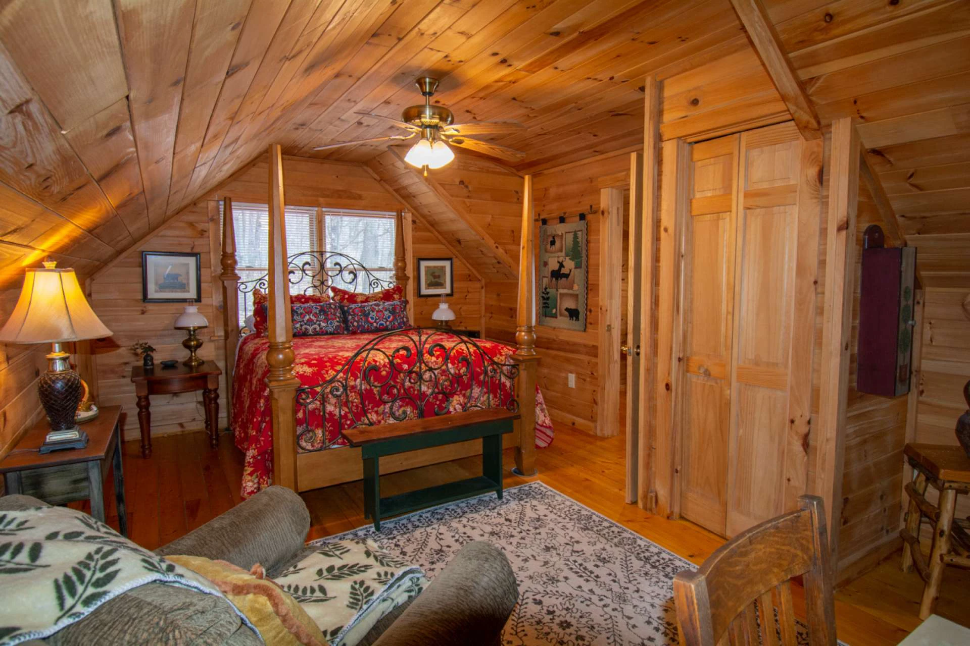 Image number 13 for the current listing