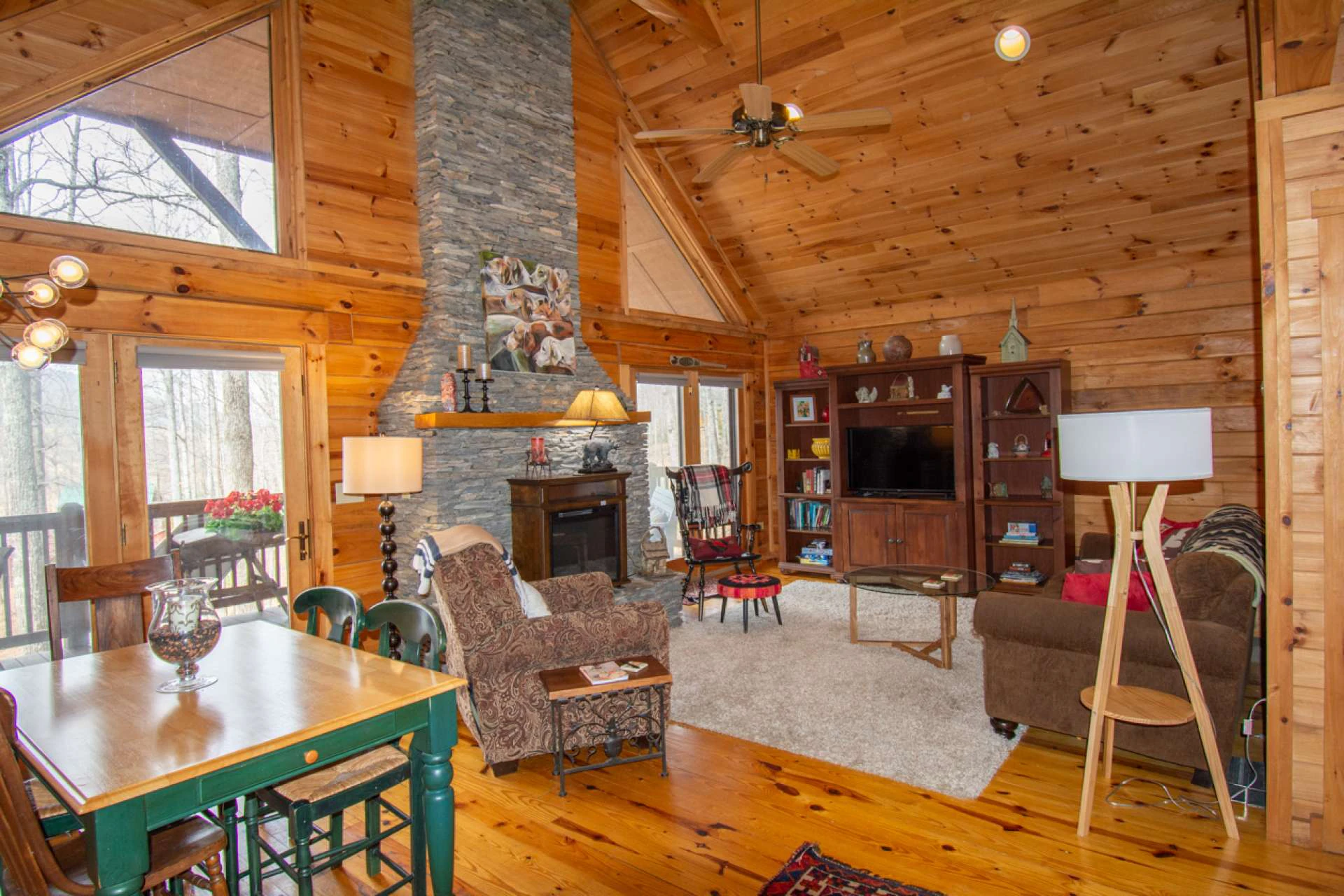 Image number 21 for the current listing