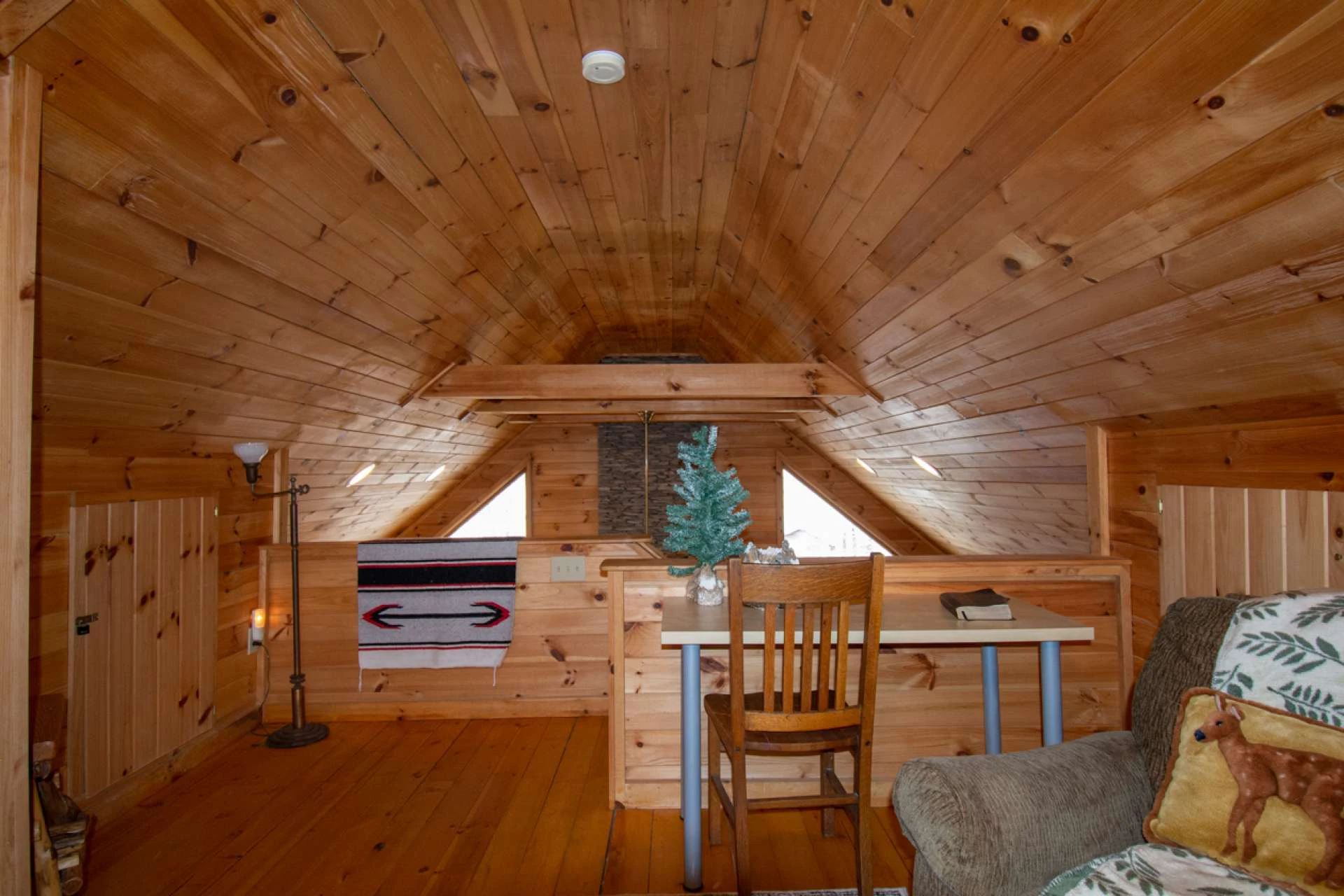 Image number 5 for the current listing