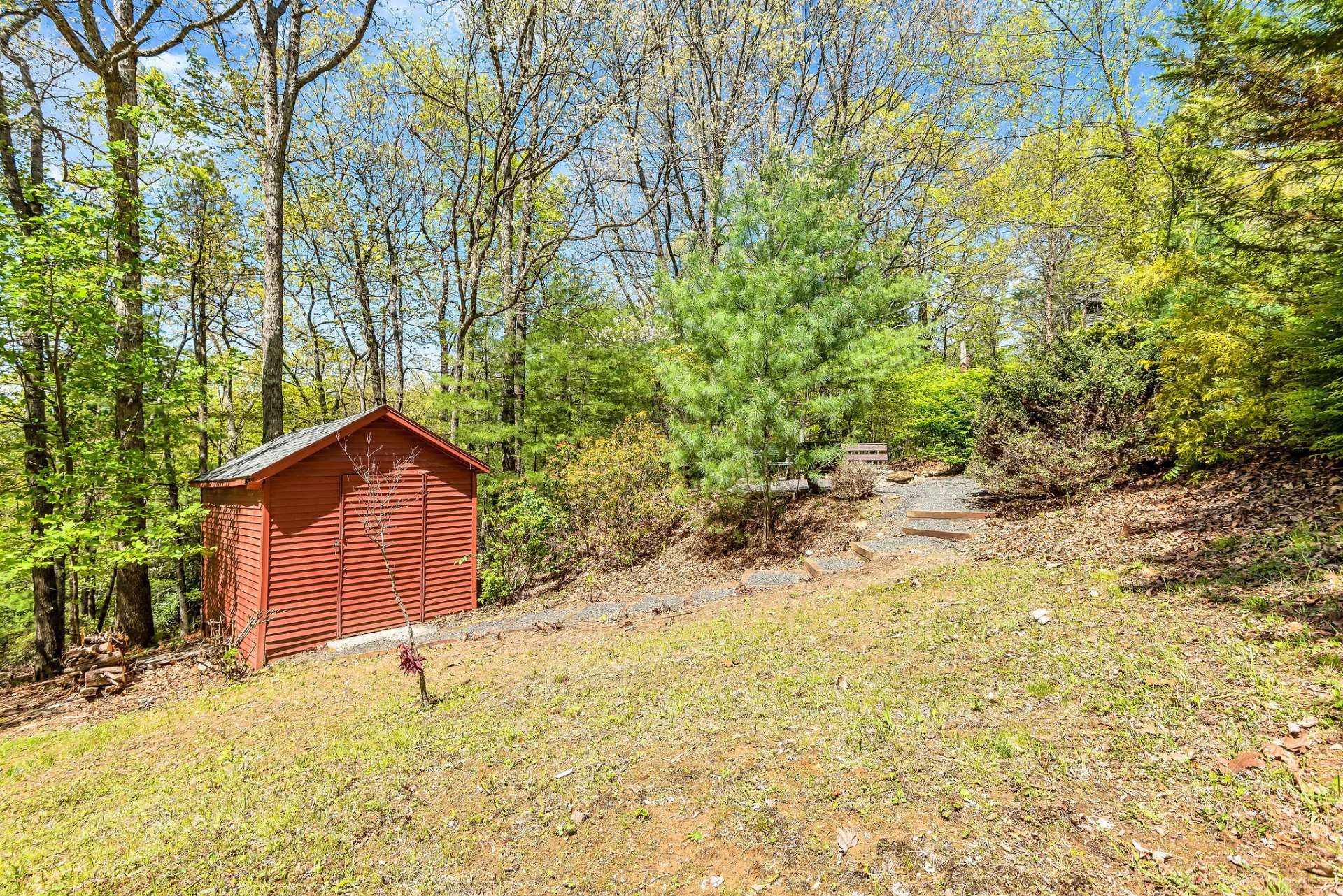 Image number 19 for the current listing