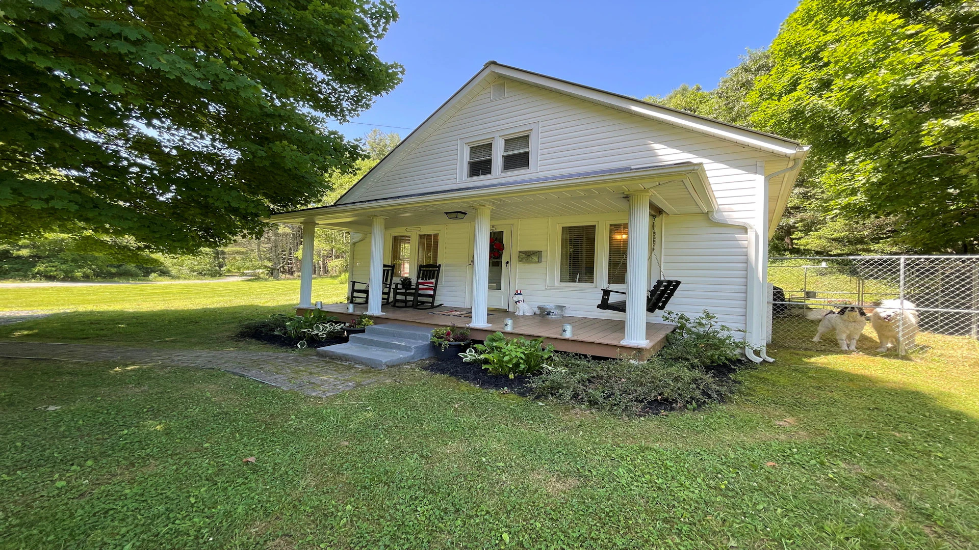 Image number 2 for the current listing