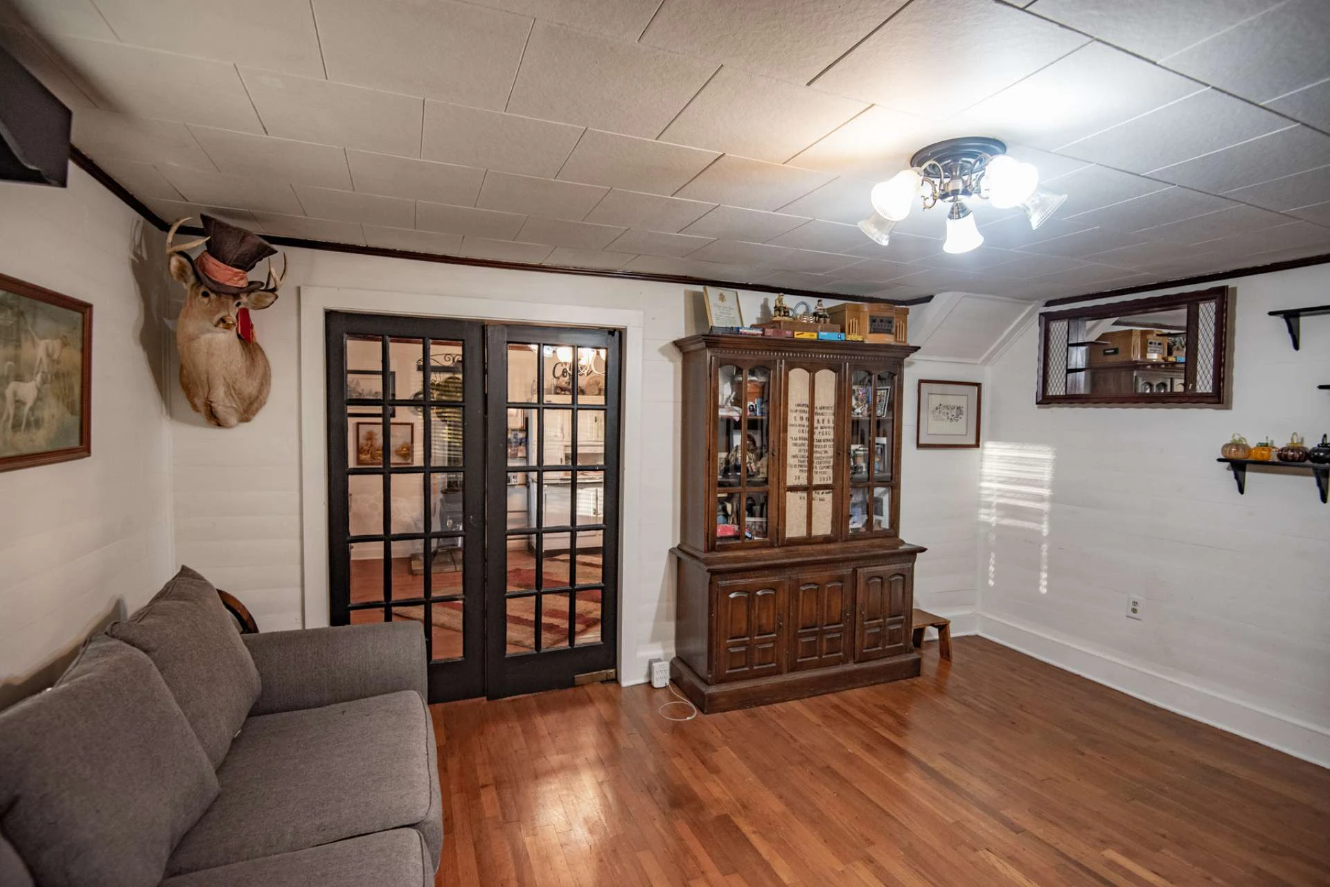 Image number 20 for the current listing