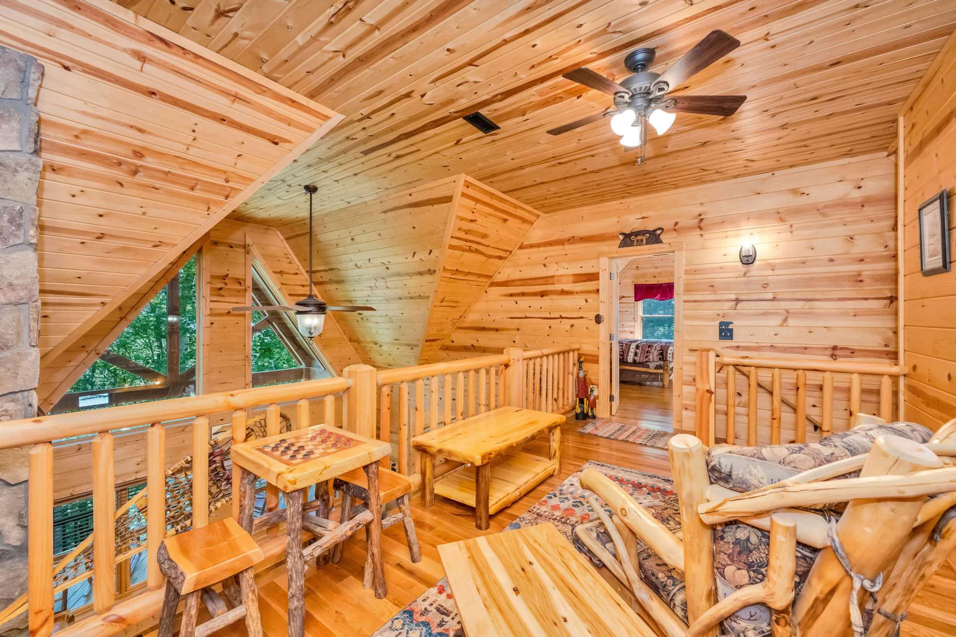Image number 9 for the current listing