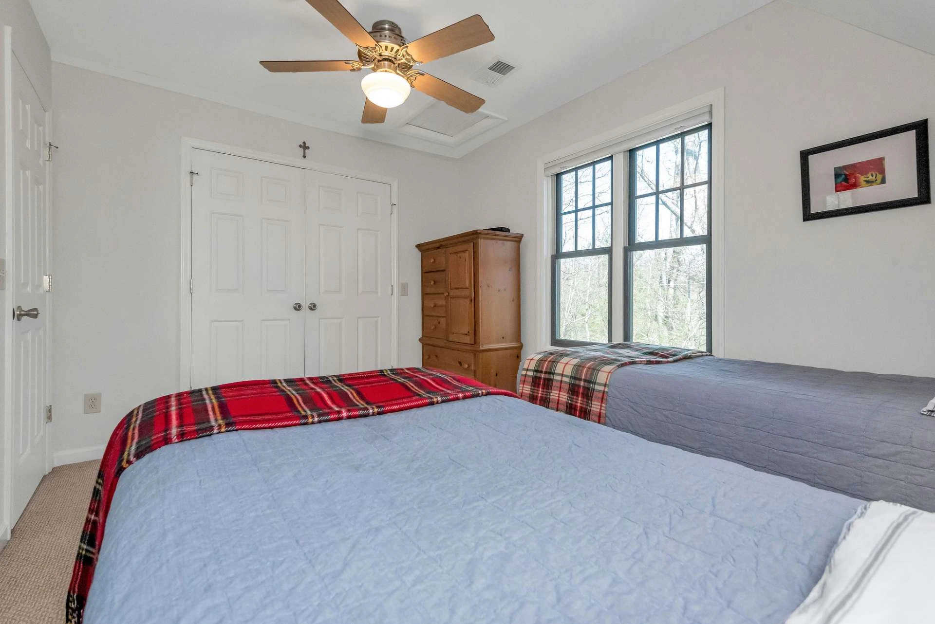 Image number 9 for the current listing