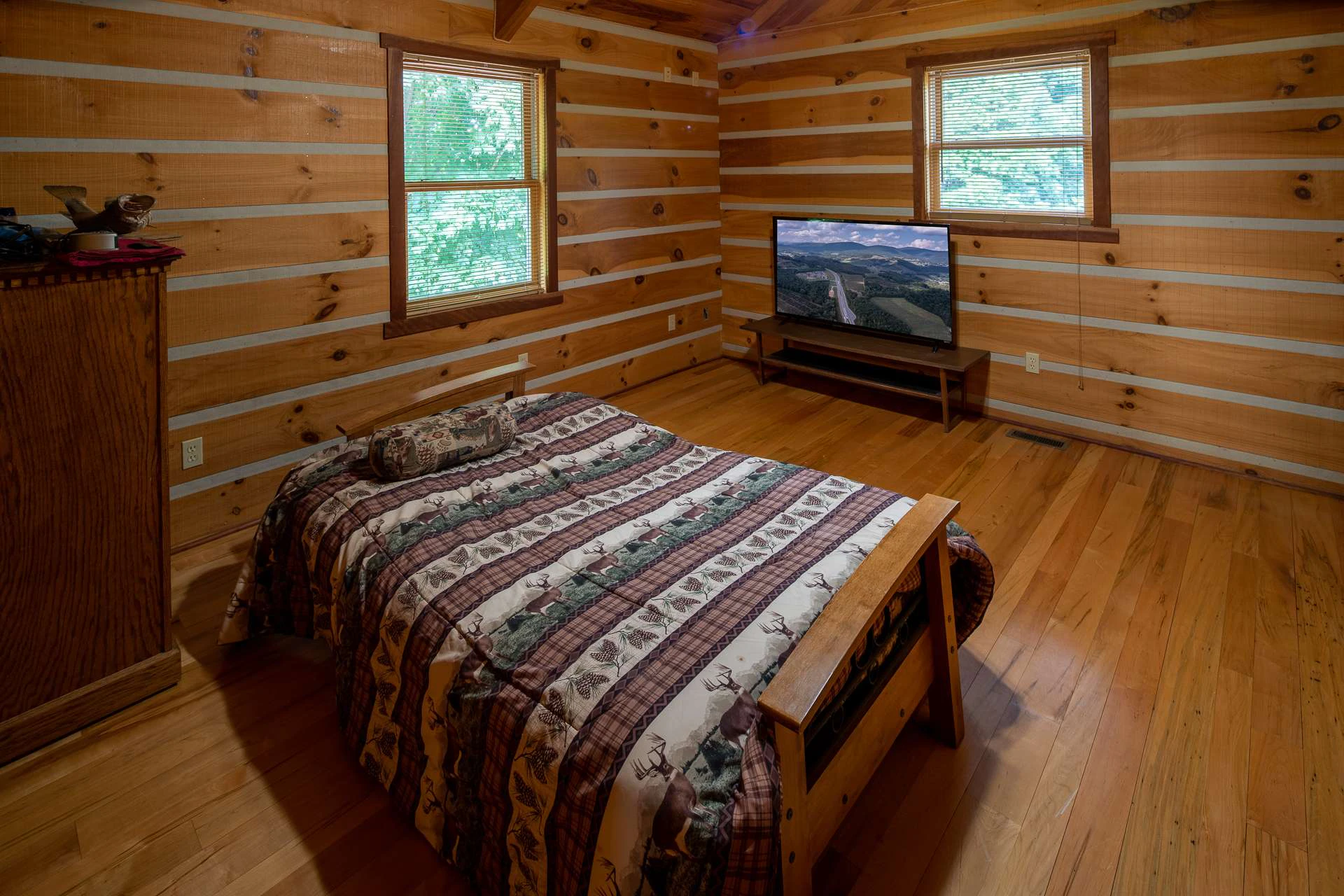 Image number 5 for the current listing