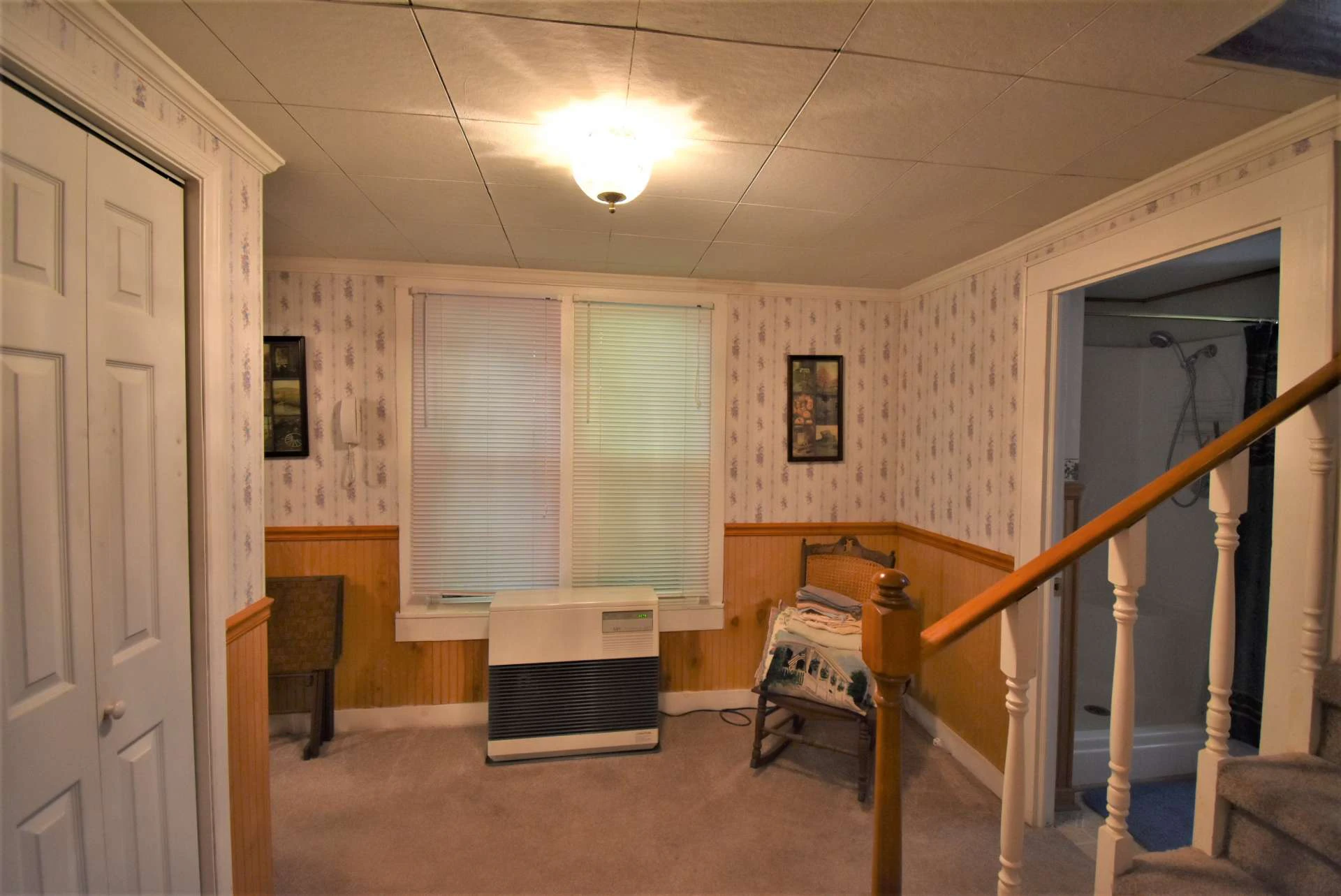 Image number 6 for the current listing