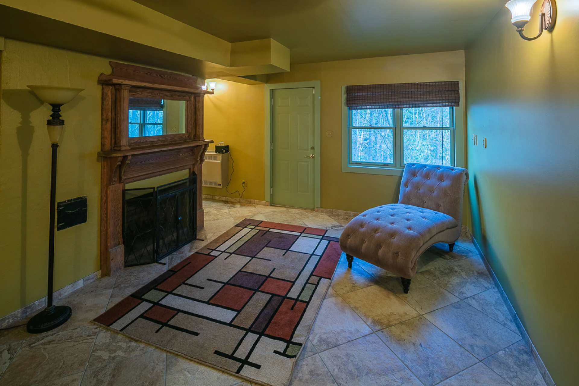 Image number 6 for the current listing