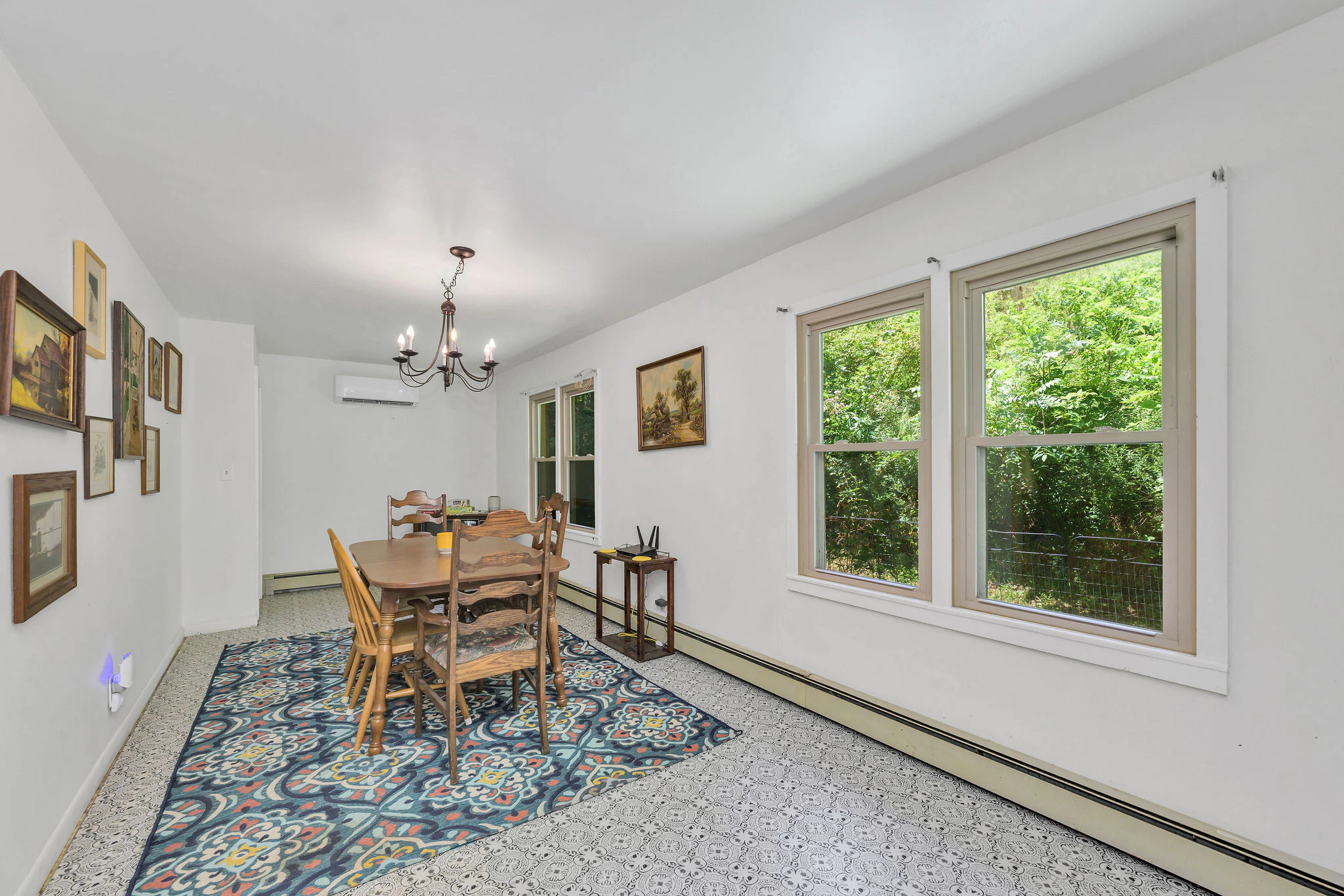 Image number 12 for the current listing