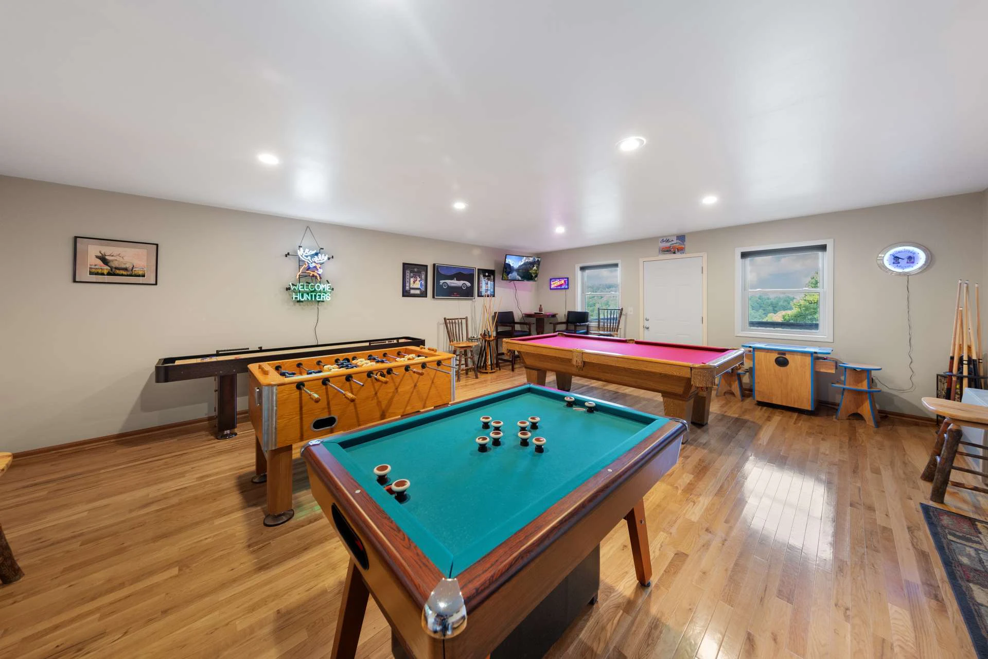 Image number 2 for the current listing