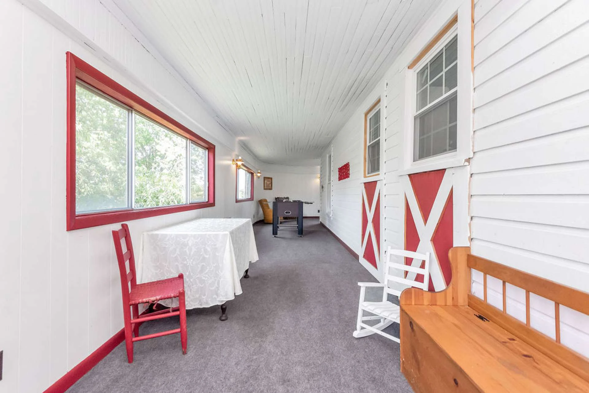 Image number 2 for the current listing