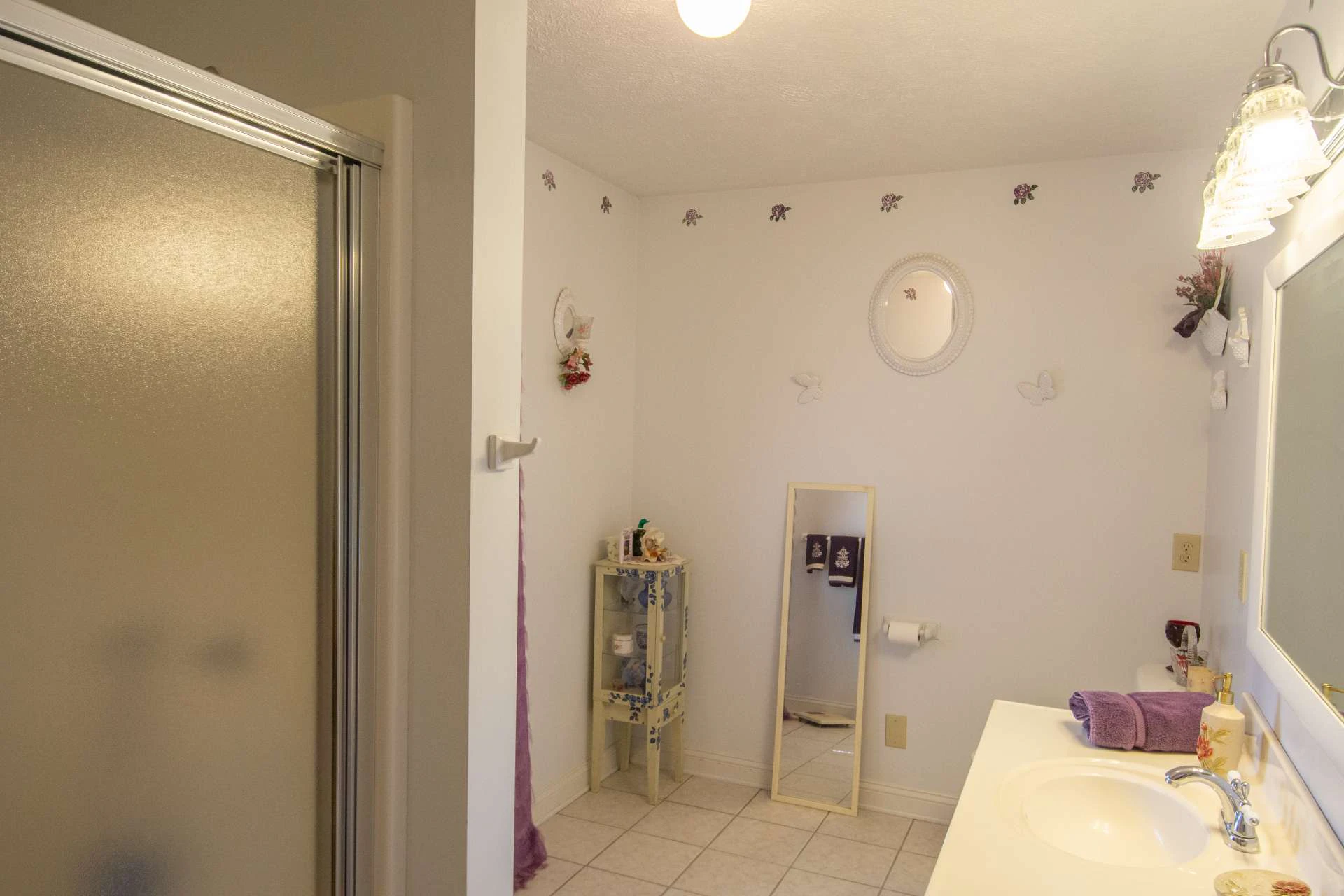 Image number 9 for the current listing