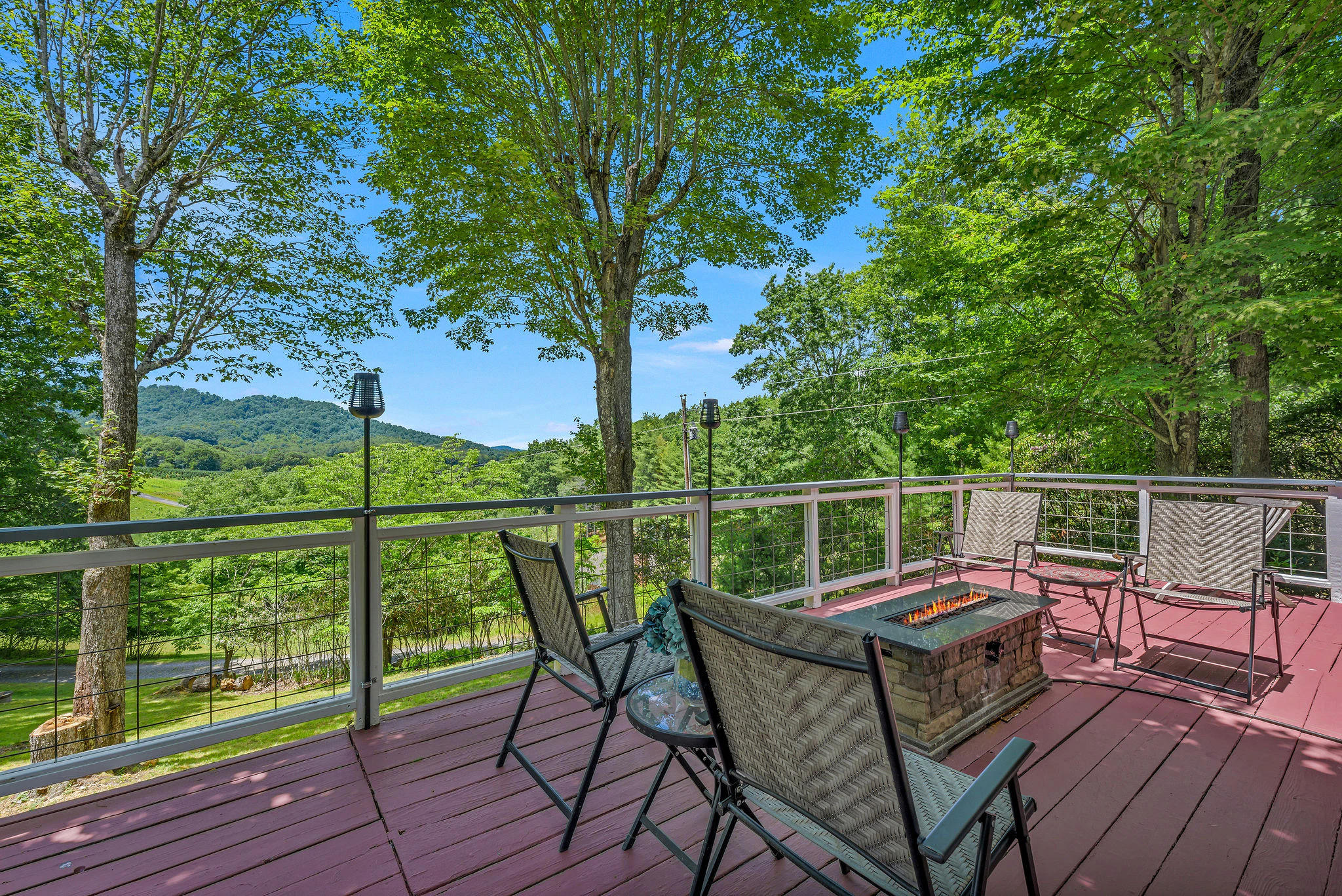 Image number 12 for the current listing