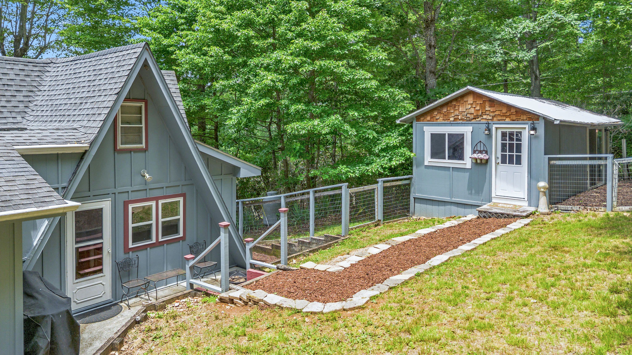 Image number 7 for the current listing