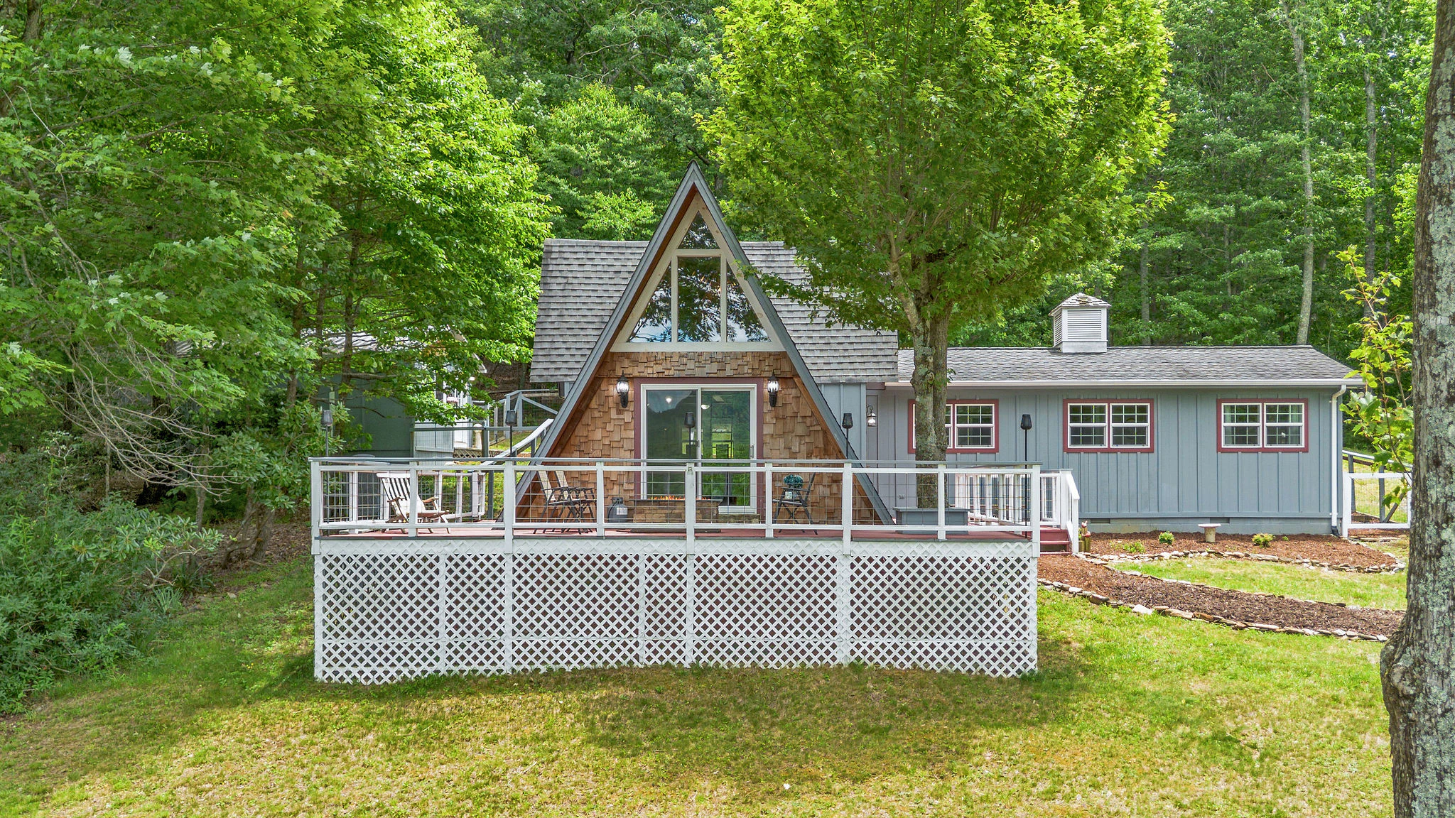 Image number 2 for the current listing