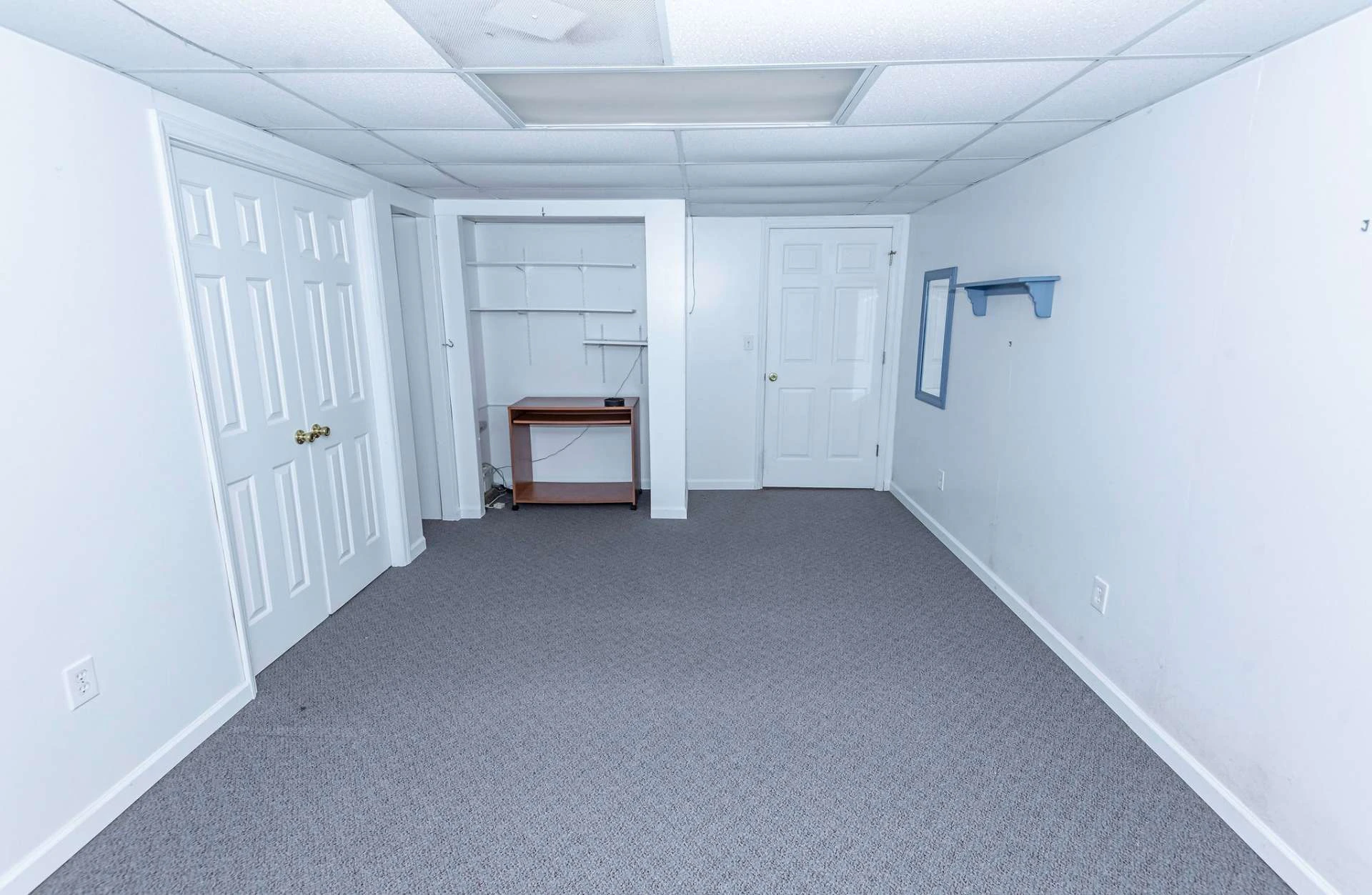 Image number 10 for the current listing