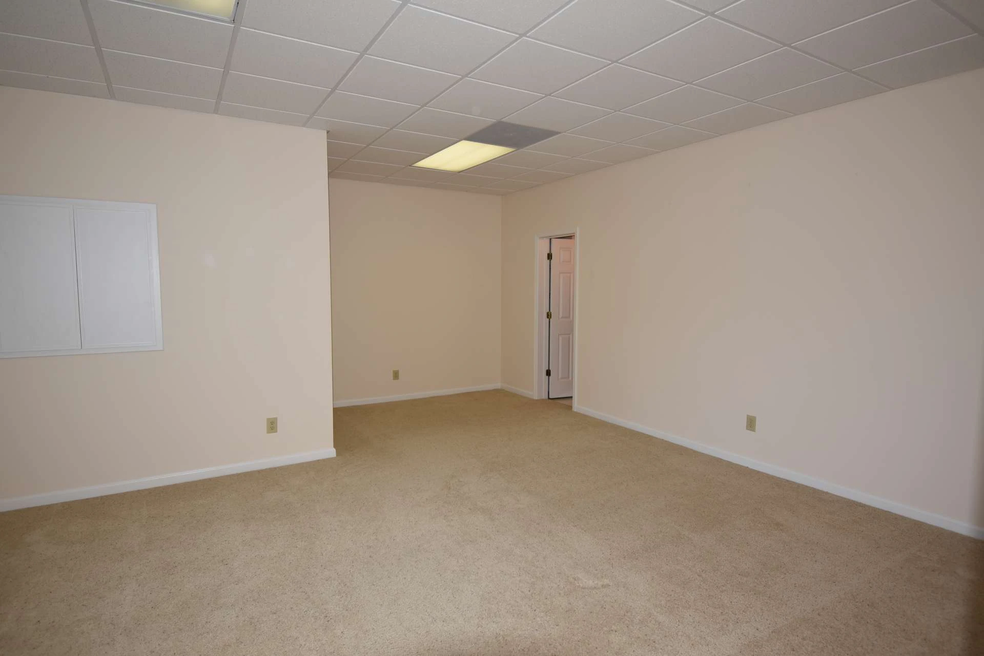 Image number 6 for the current listing